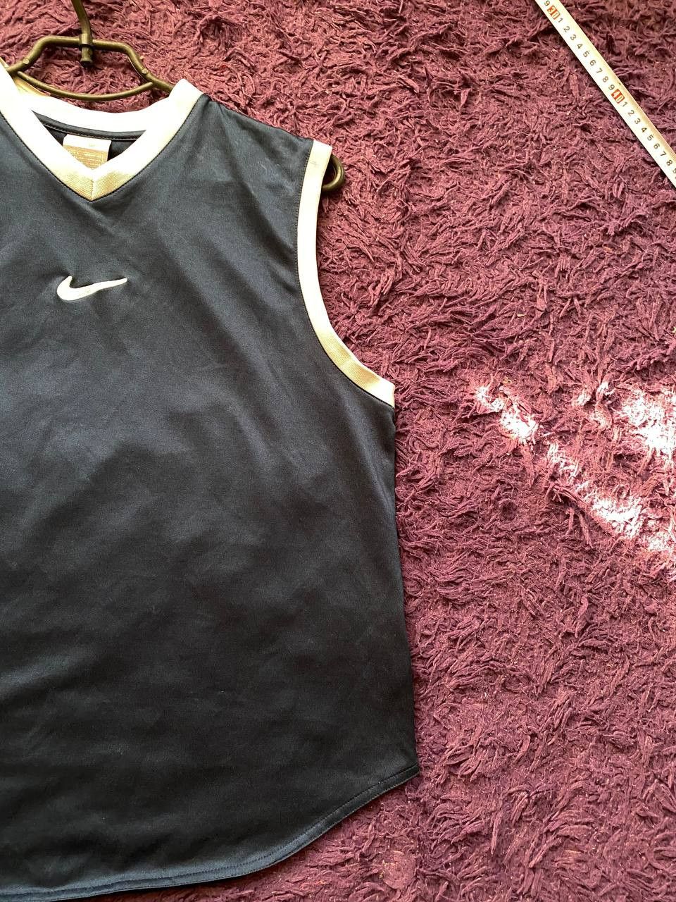 Nike × Vintage 90s Nike Central Swoosh Vintage Y2K Oversized Retro T-Shirt Size US S / EU 44-46 / 1 - 3 Thumbnail