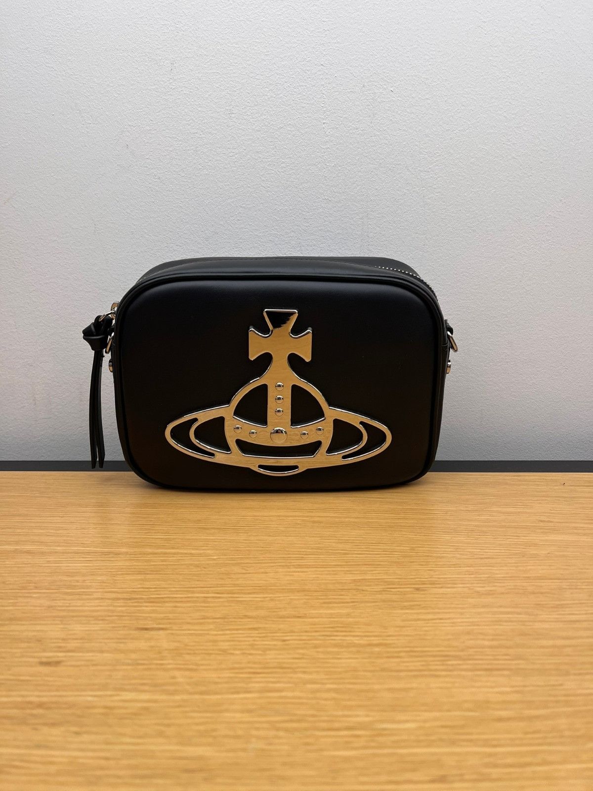 Vivienne Westwood O1F1D3Z0625 Size: Os / Anna Camera Bag In Black, Women's