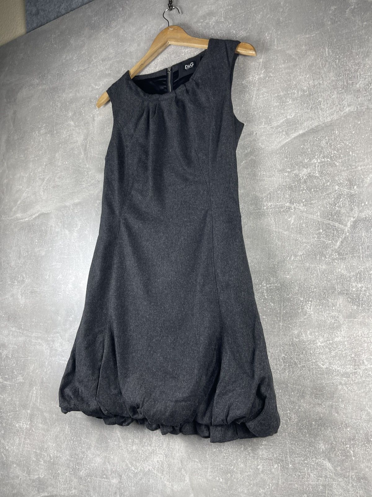 Dolce & Gabbana Dolce & Gabbana D&G Vintage Wool Dress Sleeveless Bubble Hem Size M / US 6-8 / IT 42-44 - 2 Thumbnail