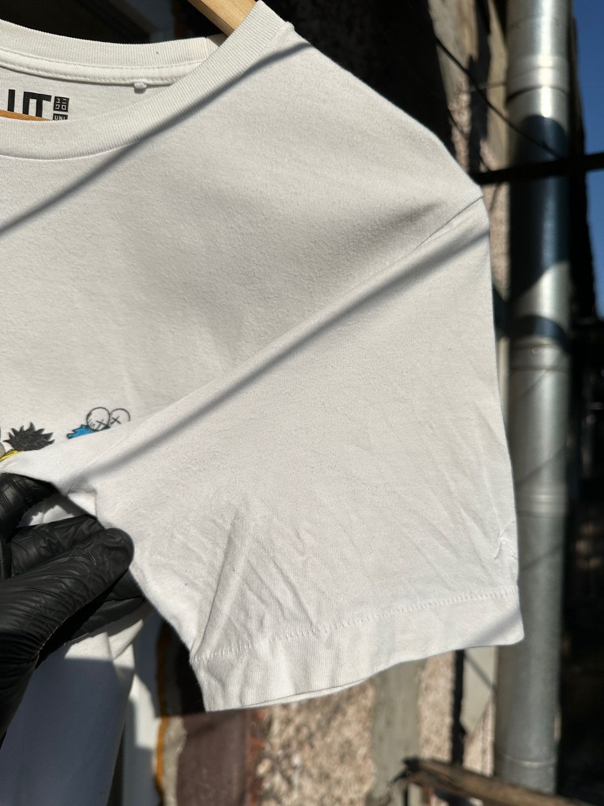 Kaws × Uniqlo Uniqlo x Kaws Sesame Street White T-Shirt Size US M / EU 48-50 / 2 - 7 Thumbnail