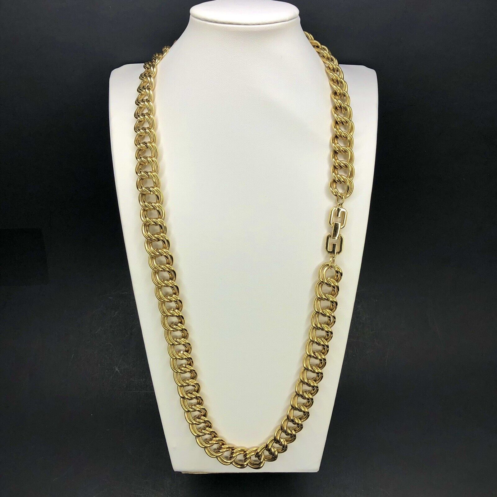 Givenchy Vtg 80s Heavy Chunky Givenchy Chain Necklace 31" Gold tone Size ONE SIZE - 6 Thumbnail