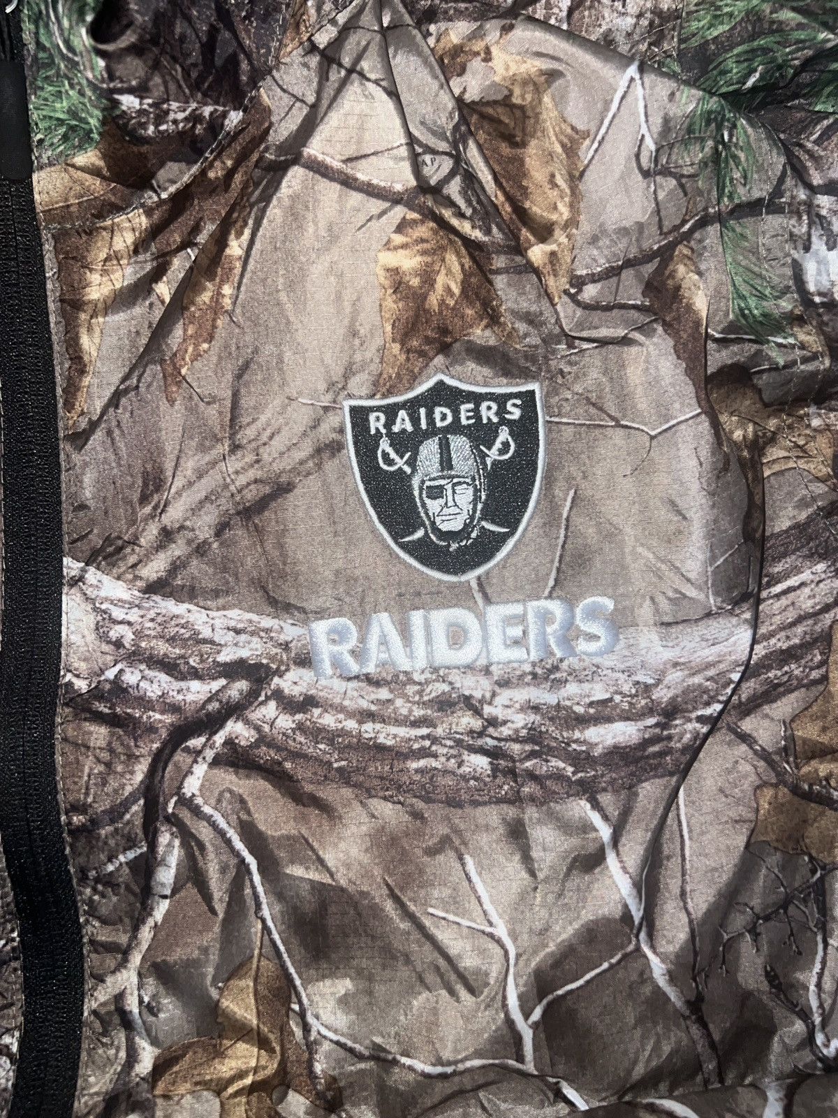 Other raiders hooded windbreaker Size US M / EU 48-50 / 2 - 3 Thumbnail