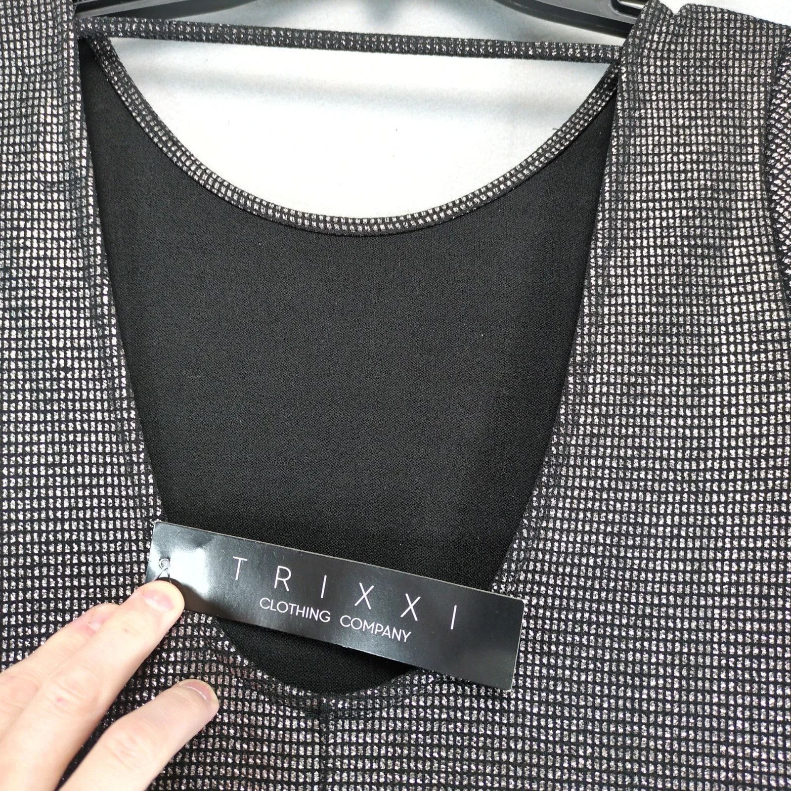 Other NWT Trixxi Black Silver Metallic Knit Evening Sheath Dress M Size M / US 6-8 / IT 42-44 - 3 Thumbnail