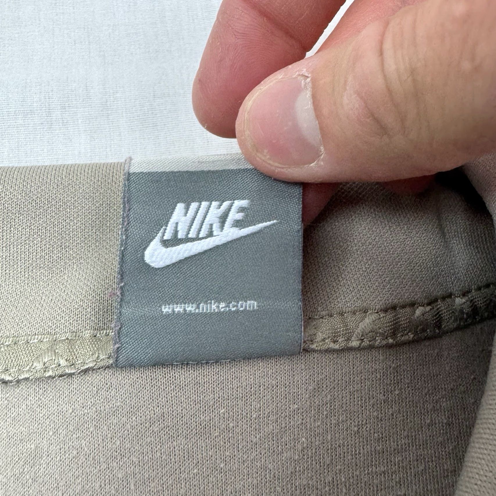 Nike Vintage Nike jacket Womens Medium Tan Full Zip Collared Y2K Silver Tan Athletic Size M / US 6-8 / IT 42-44 - 5 Thumbnail