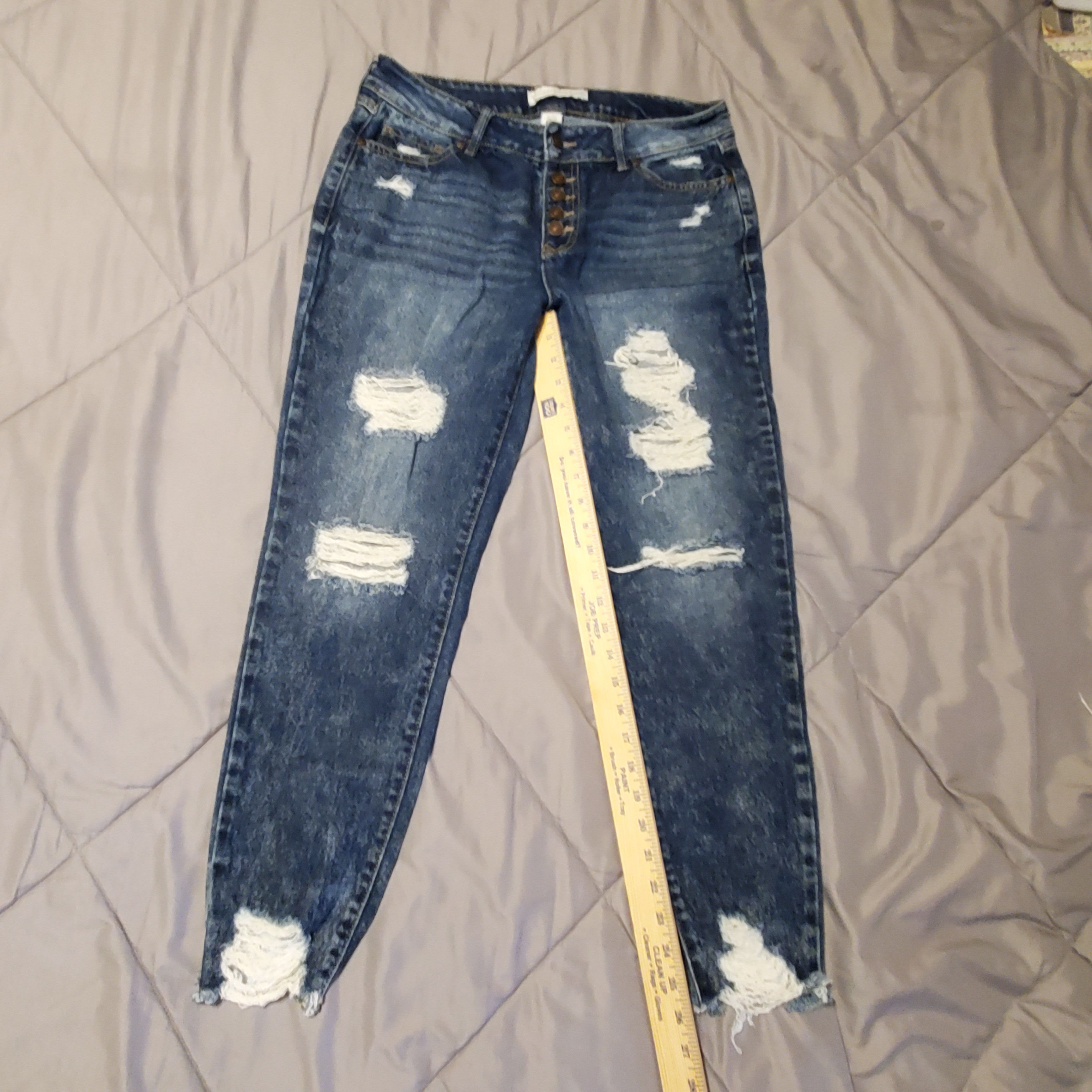 Other Distressed Ankle Blue Jeans from Cato SZ:8 Size 30" / US 8 / IT 44 - 1 Thumbnail