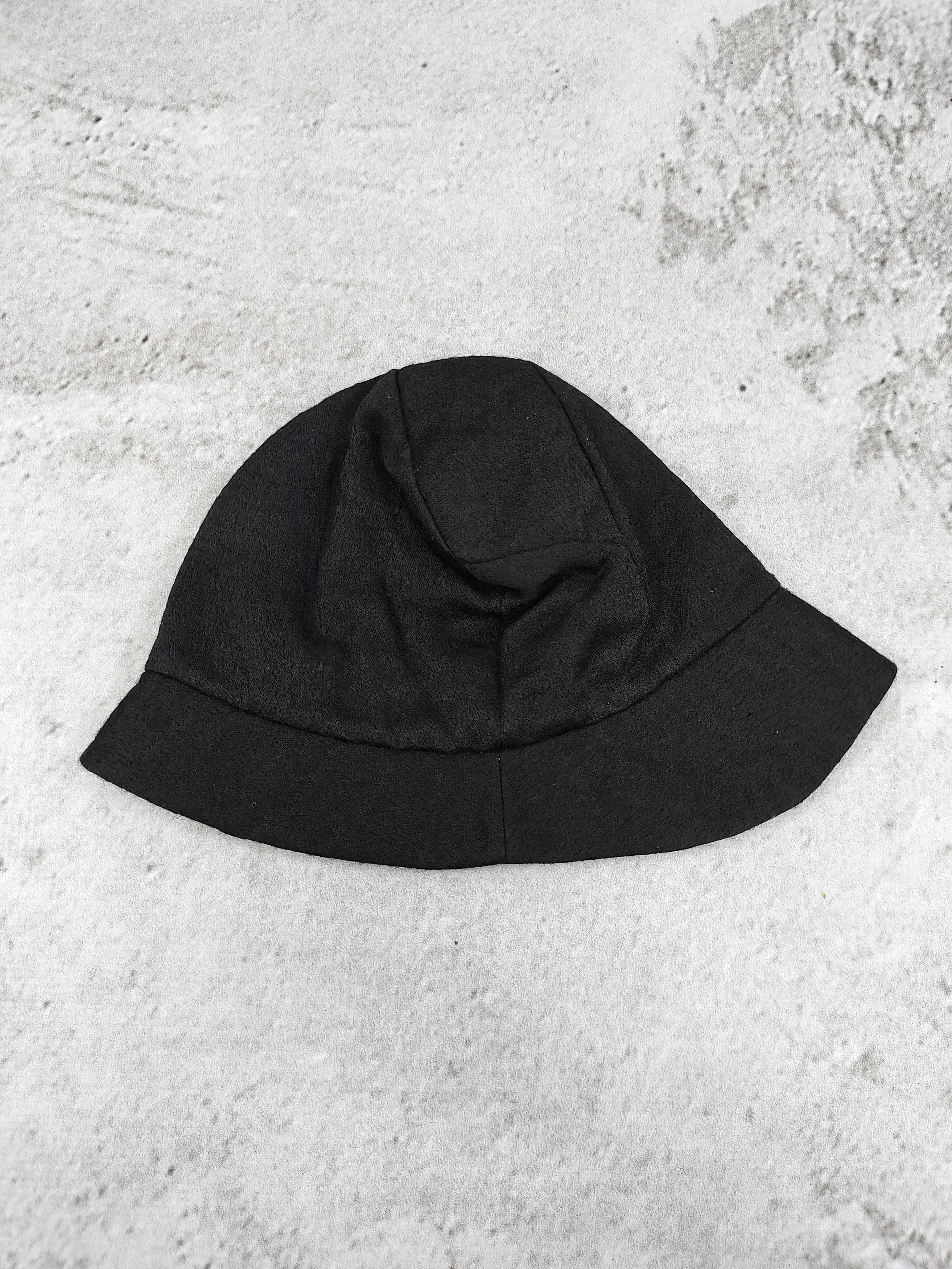 CA4LA 2000s CA4LA🇯🇵 Minimalist Wool Nylon Cloche Bucket Hat Size ONE SIZE - 4 Thumbnail