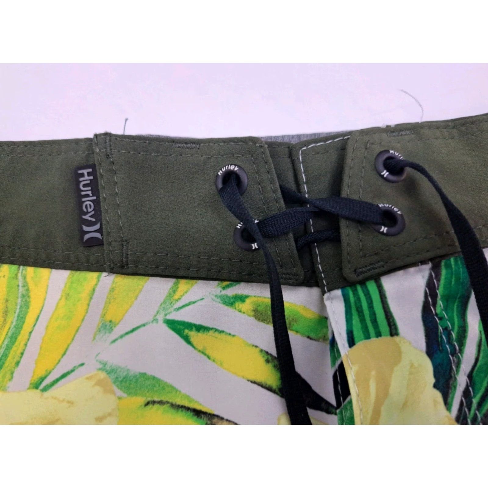 Hurley Hurley Mens Phantom Floral Board Shorts Green/Yellow/White 33 7" Multicolor Beach Tropical Quick Dry Drawstring Back Pocket Mens Size US 33 - 4 Thumbnail