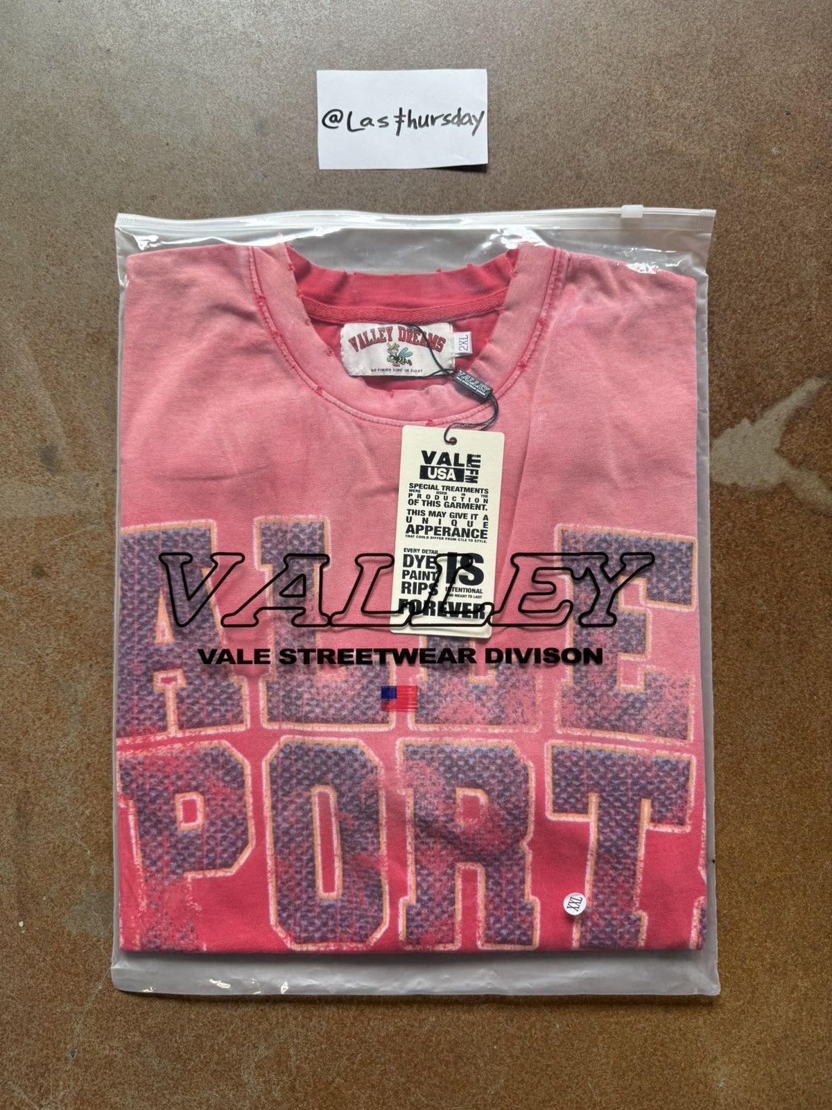 Vale Vale Valley Sports Division Tee Red XXL Size US XXL / EU 58 / 5 - 2 Thumbnail