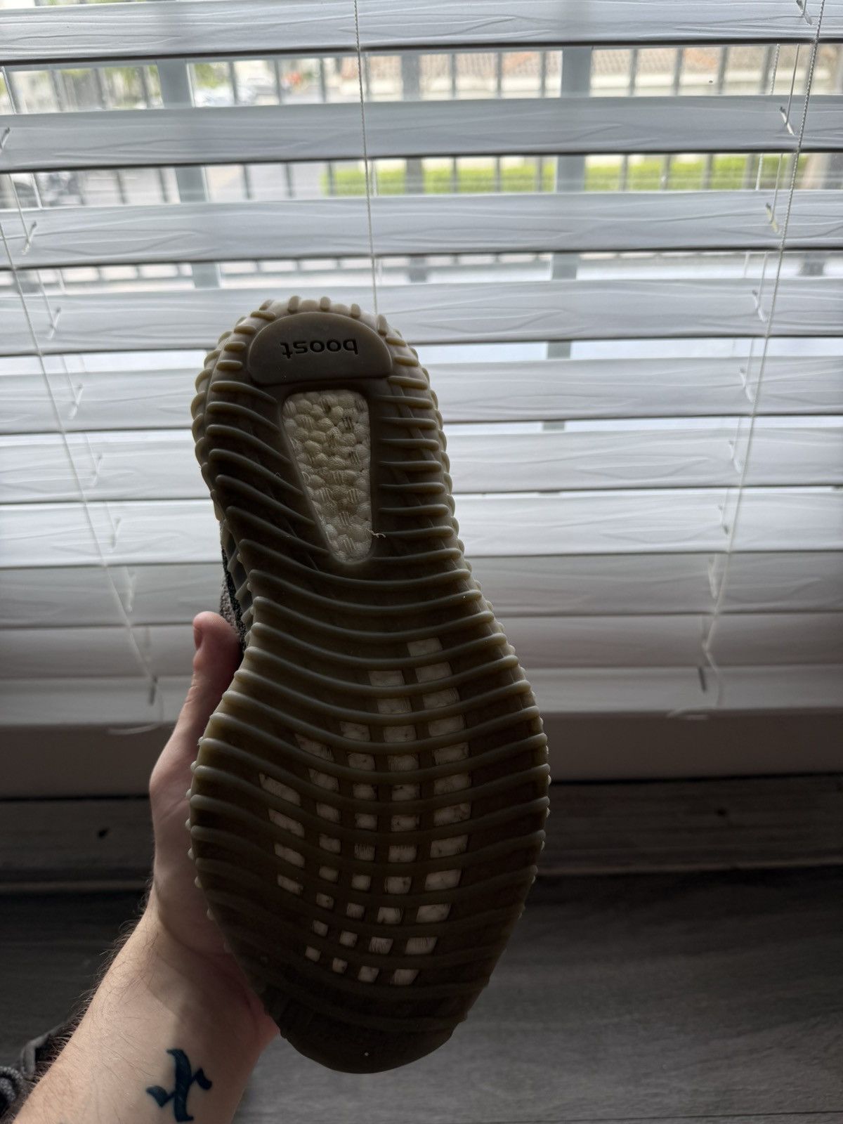 Yeezy Yeezy 350 Beluga Size US 8 / EU 41 - 5 Thumbnail