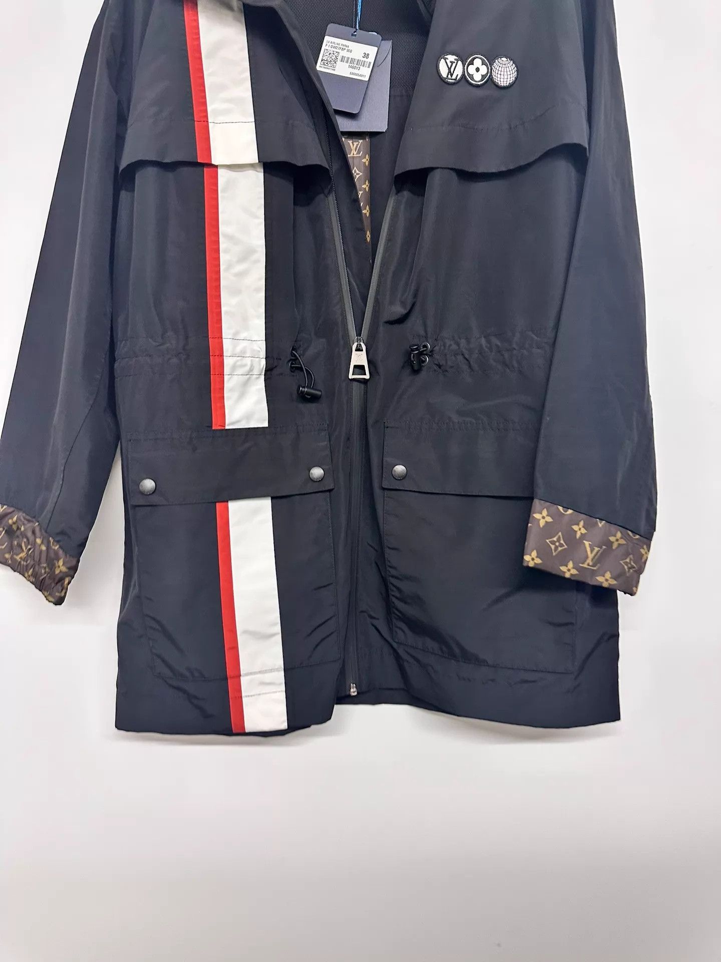 Louis Vuitton LV new with tags 38 women's jacket (58/124/81/56) Size S / US 4 / IT 40 - 6 Thumbnail