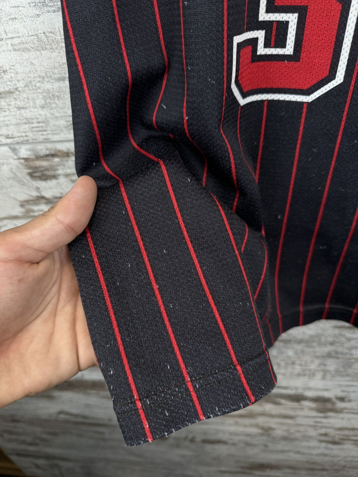 NBA Mens Vintage Champion Chicago Bulls Scottie Pippen T-shirt Size US M / EU 48-50 / 2 - 6 Thumbnail