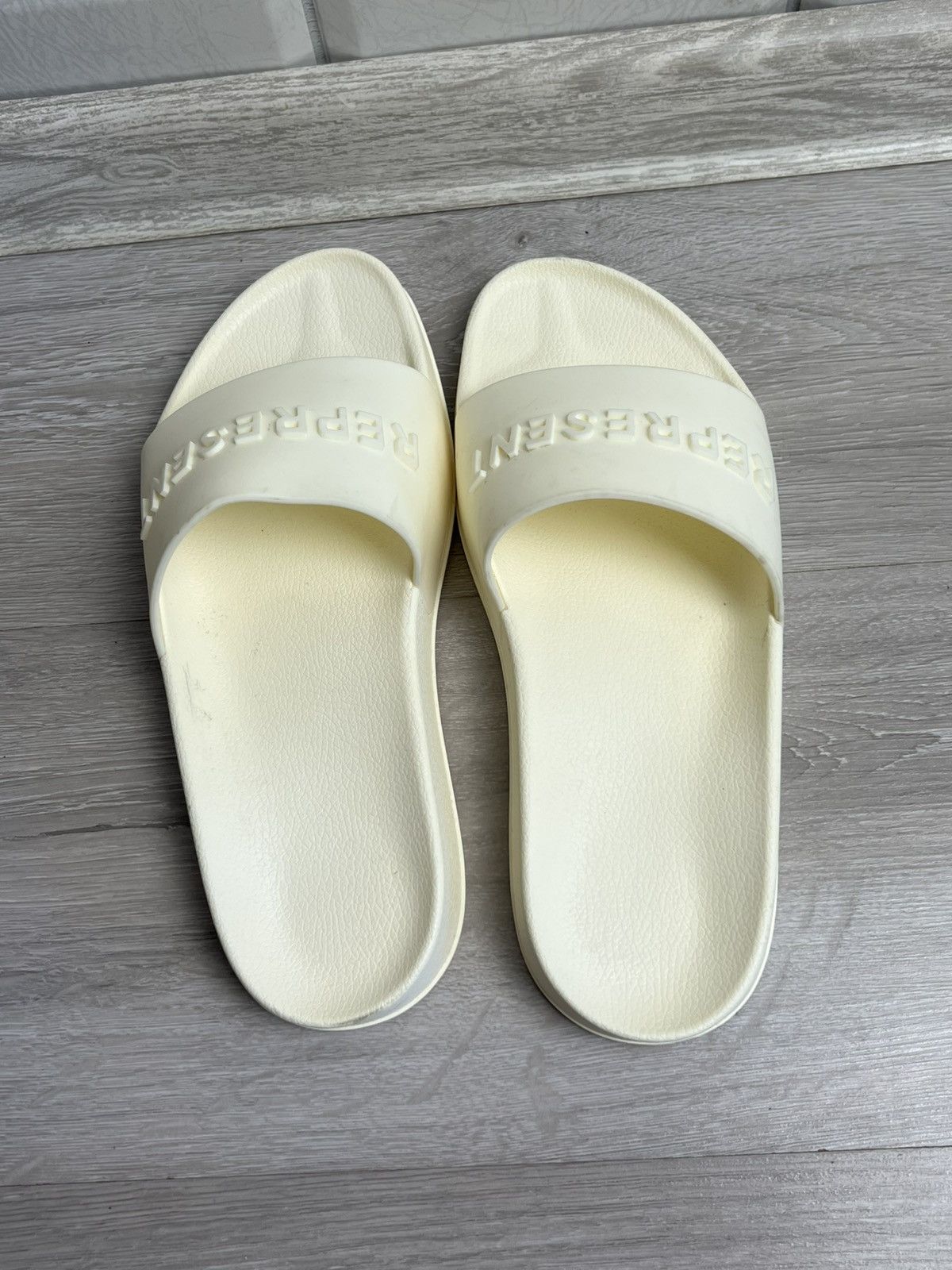 Represent Clo. Represent Men's Slide Sandles Sliders Pool Cobalt White Logo Size US 9 / EU 42 - 2 Thumbnail