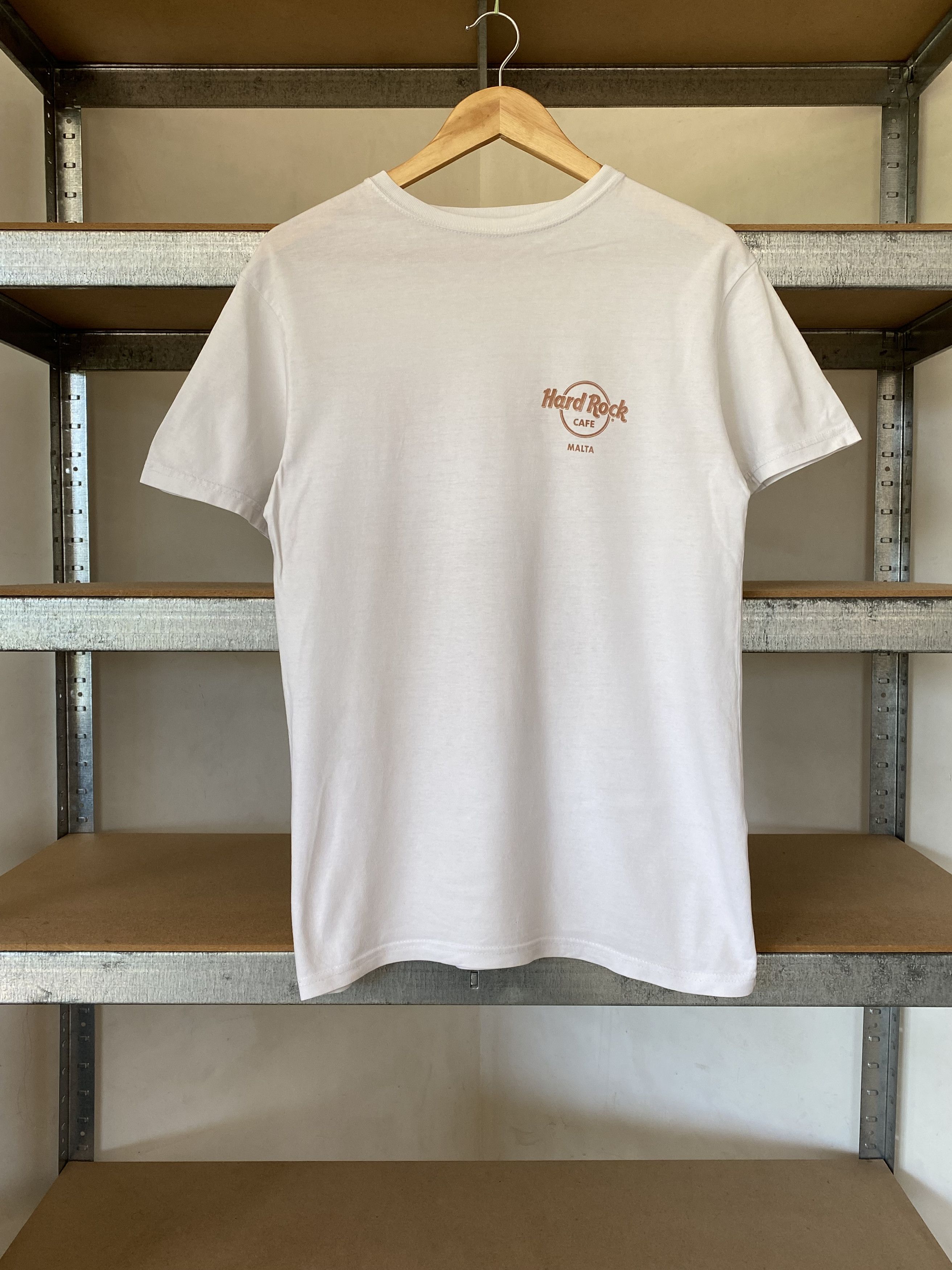 Hard Rock Cafe Hard Rock Cafe Vintage 2000s Malta White T-shirt Size US M / EU 48-50 / 2 - 2 Thumbnail