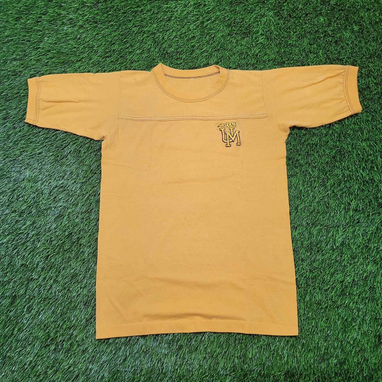 Hanes VTG 70s Michigan Wolverines Embroidered T-Shirt Women XS USA Size XS / US 0-2 / IT 36-38 - 1 Thumbnail