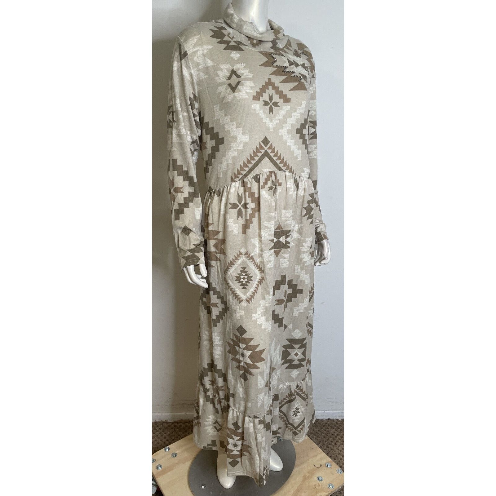 Double D Ranch Double D Ranch Mesa Sunrise Dress Long XL NWT SW Beaded Tan Size XL / US 12-14 / IT 48-50 - 5 Thumbnail