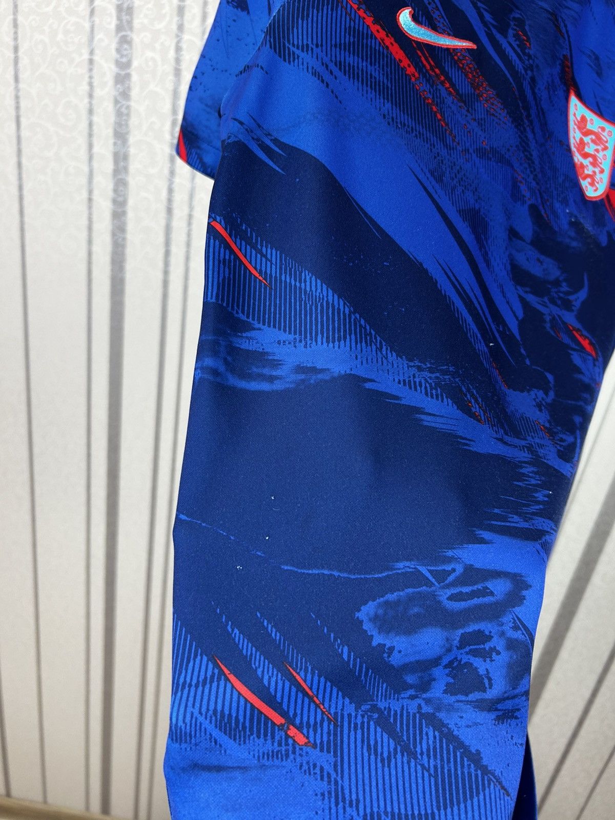 Nike Nike England 2022/2023 Jersey Size S Size US S / EU 44-46 / 1 - 8 Thumbnail