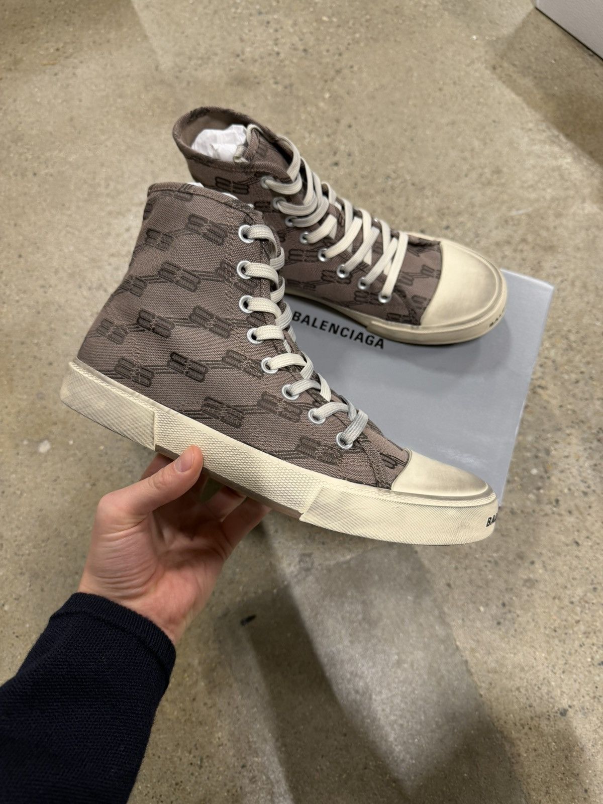 Balenciaga Balenciaga Paris Monogram Sneaker 850$ NEW Size US 8 / EU 41 - 3 Thumbnail