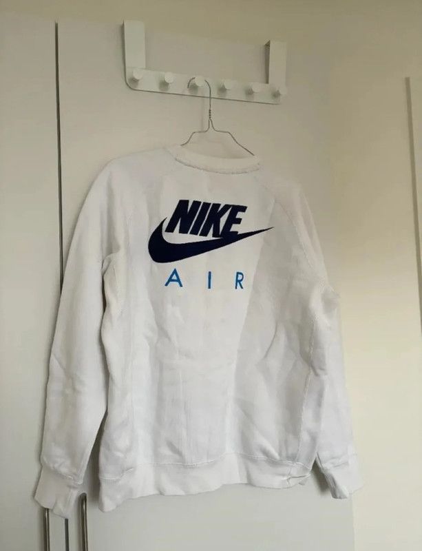 Nike Nike Sweatshirt – White & in Great Condition! Size US M / EU 48-50 / 2 - 1 Thumbnail