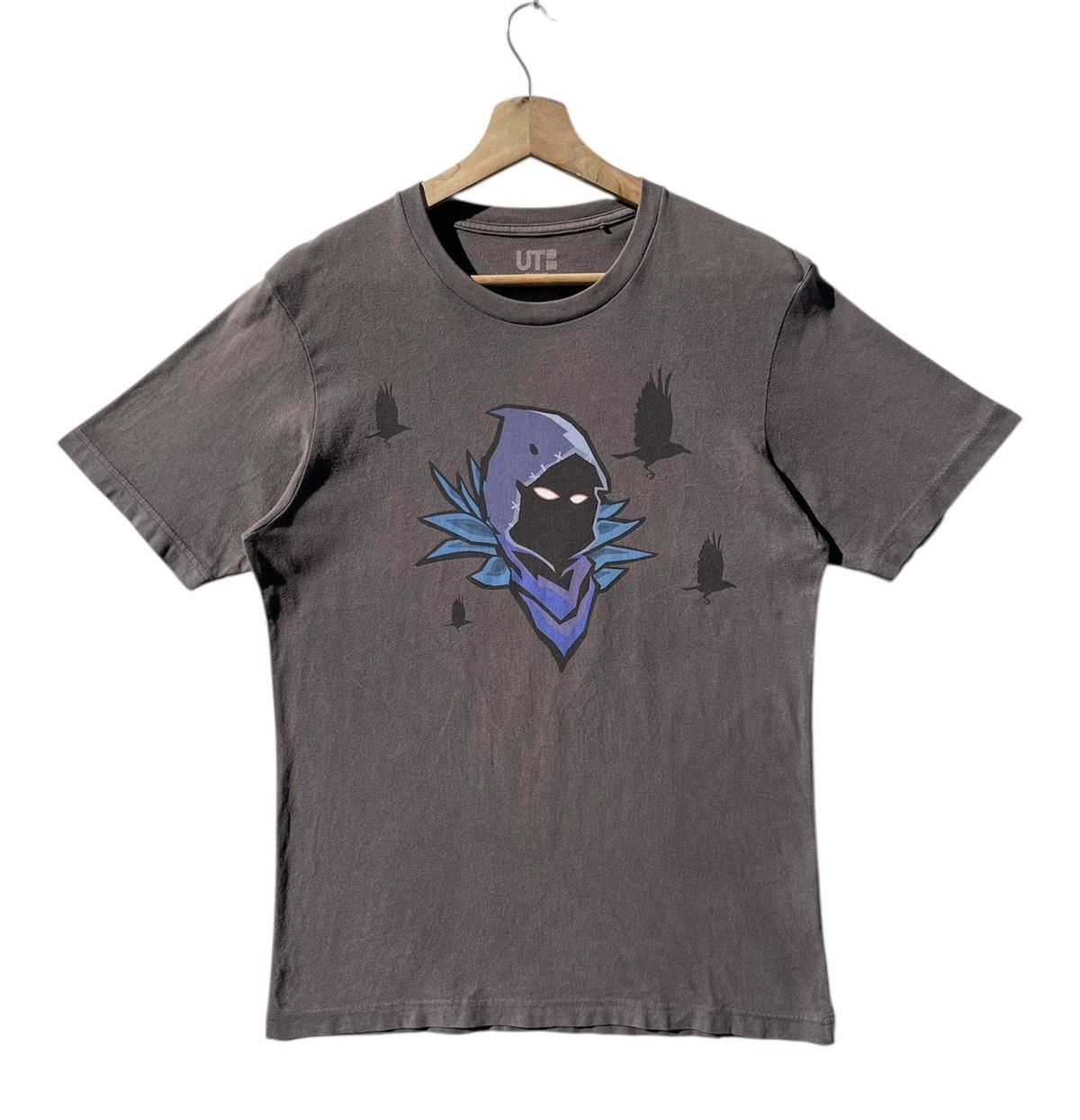 Uniqlo RARE🔥 Fortnite Size US S / EU 44-46 / 1 - 1 Thumbnail
