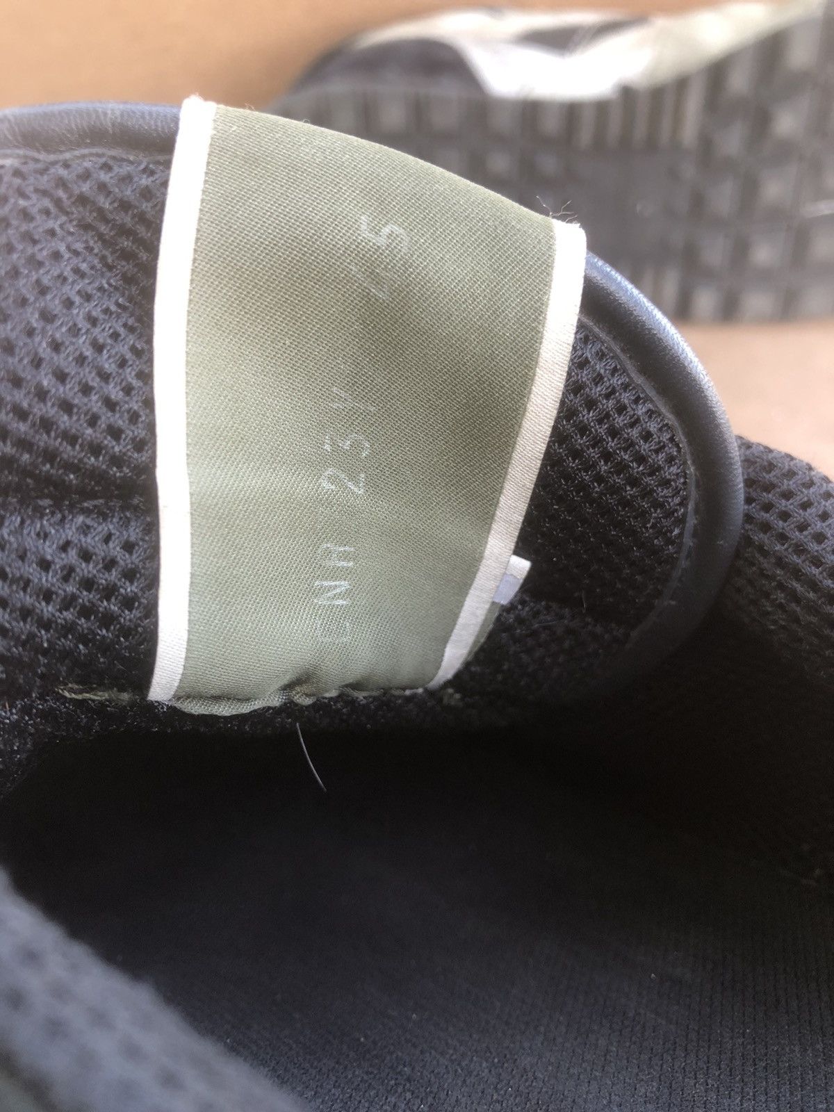 Valentino Valentino Garavani Grey Leather Men’s Sneakers Size 45 Size US 11 / EU 44 - 12 Thumbnail