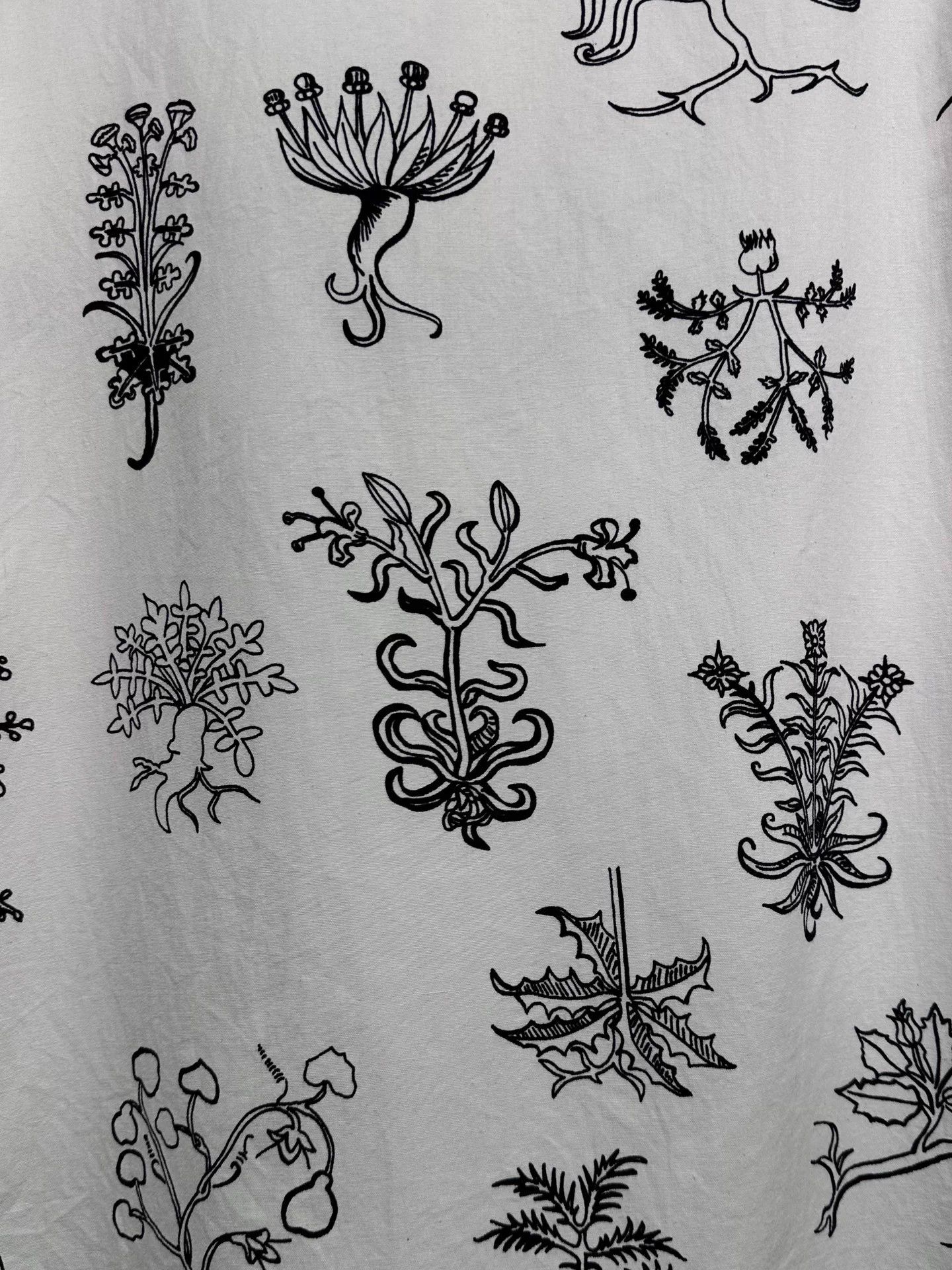 John Alexander Skelton John Alexander Skelton 24ss botanical limited shirt L Size US L / EU 52-54 / 3 - 7 Thumbnail