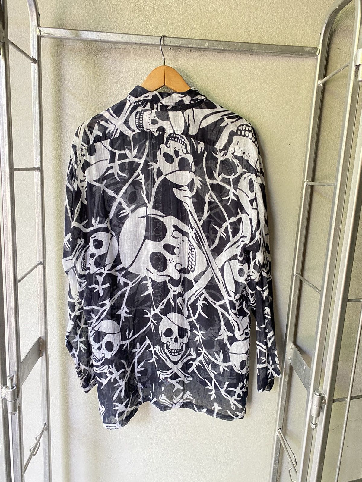 Designer × Japanese Brand Out Back skull pirate printed shirt Size US XL / EU 56 / 4 - 7 Thumbnail