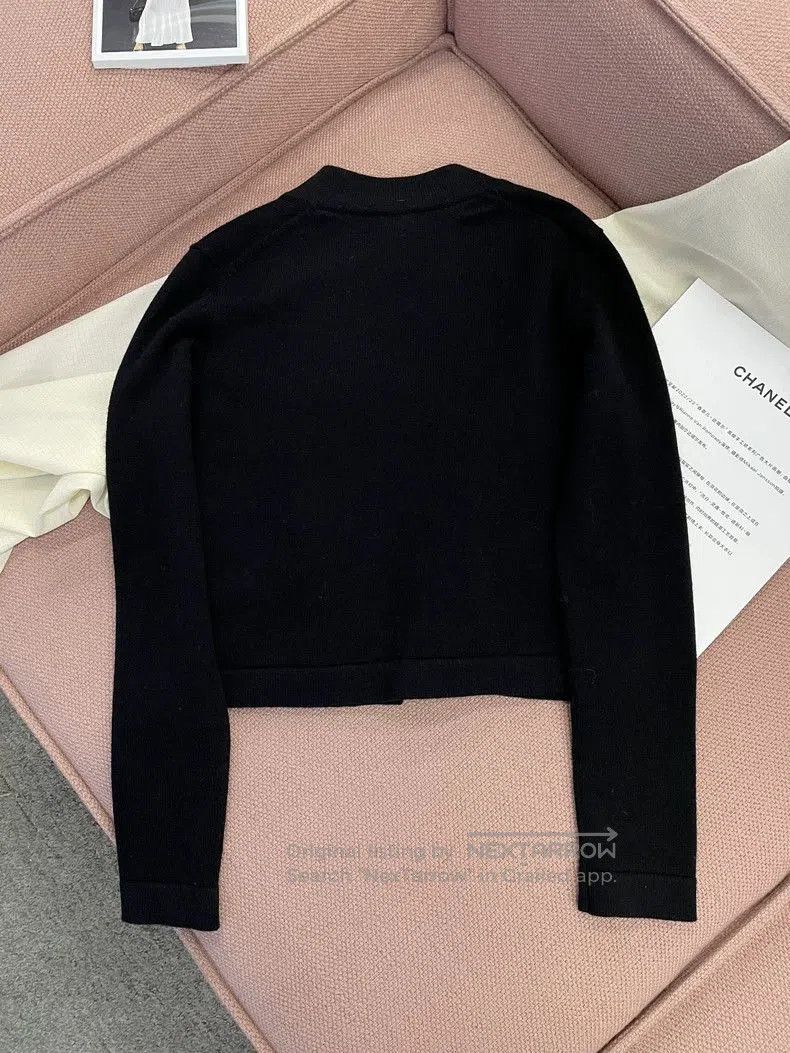 Chanel Chanel 22P Black Gold CC Cashmere Cardigan. Size US XS / EU 42 / 0 - 4 Thumbnail