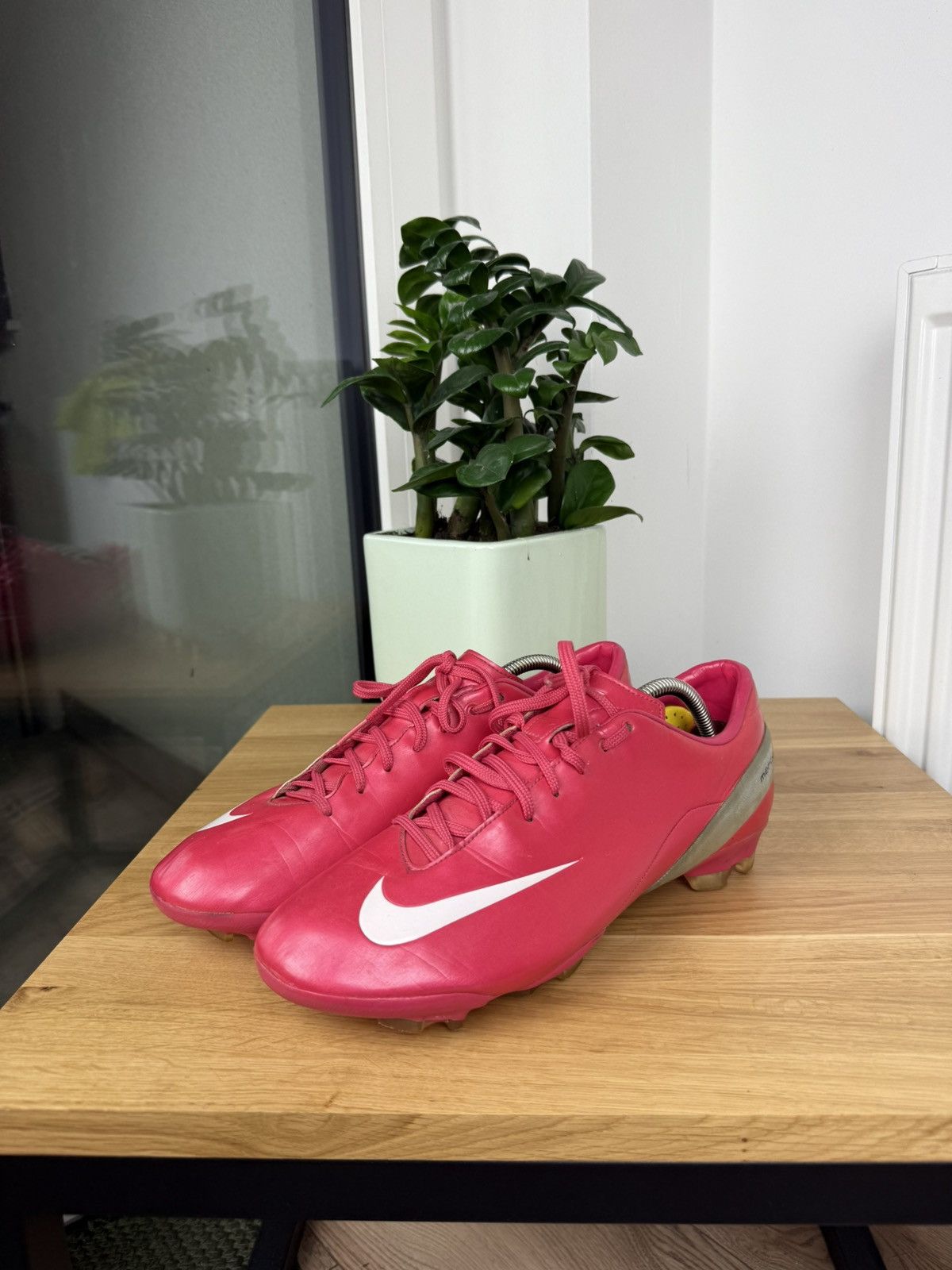 Nike Nike Mercurial Vapor IV 4 Red Ronaldo cr7 vintage cleats Size US 11 / EU 44 - 5 Thumbnail