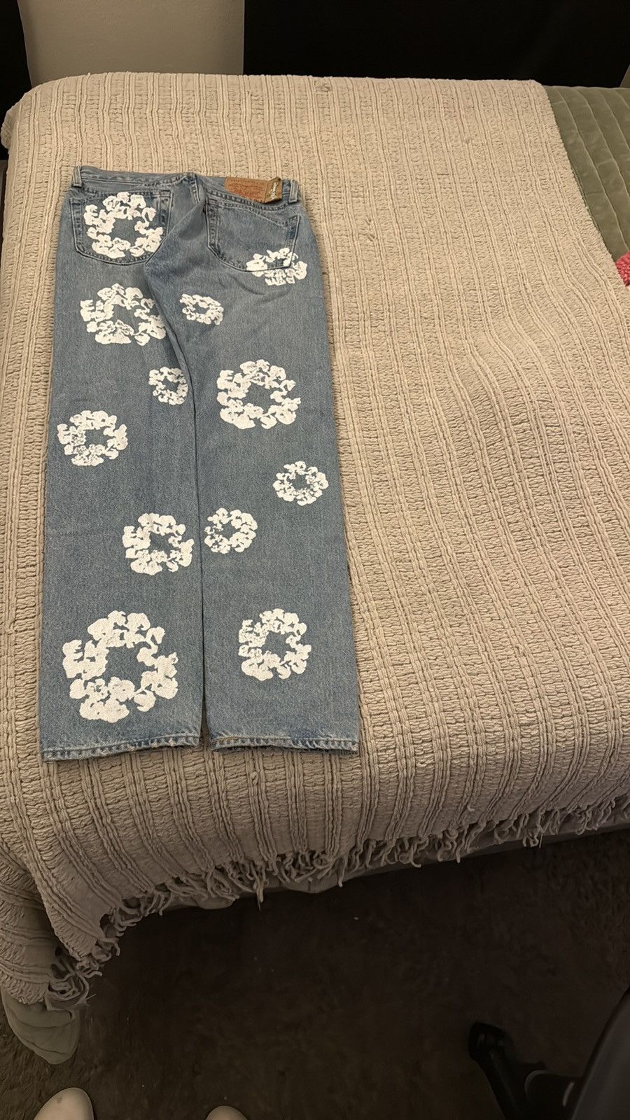 DENIM TEARS DENIM TEARS X LEVI’S COTTON WREATH JEAN Size US 31 - 2 Thumbnail