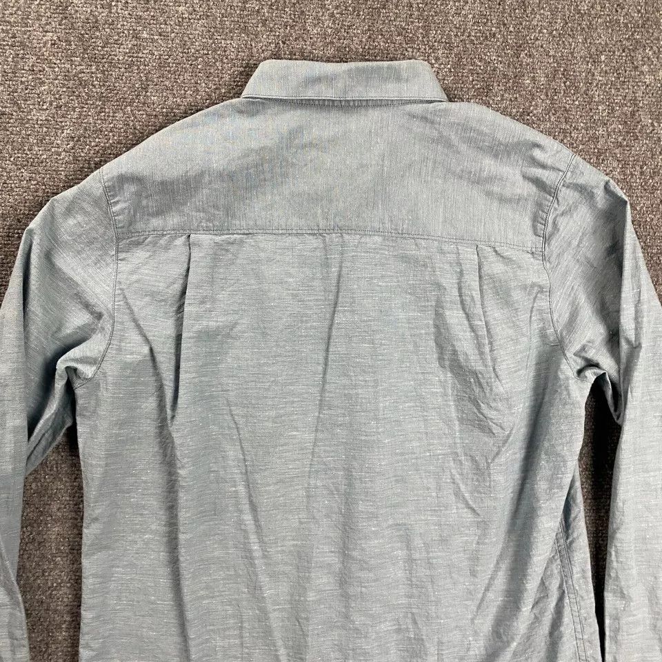 TravisMathew Travis Mathew Shirt Mens Medium Button Up Double Pockets Size US M / EU 48-50 / 2 - 7 Thumbnail