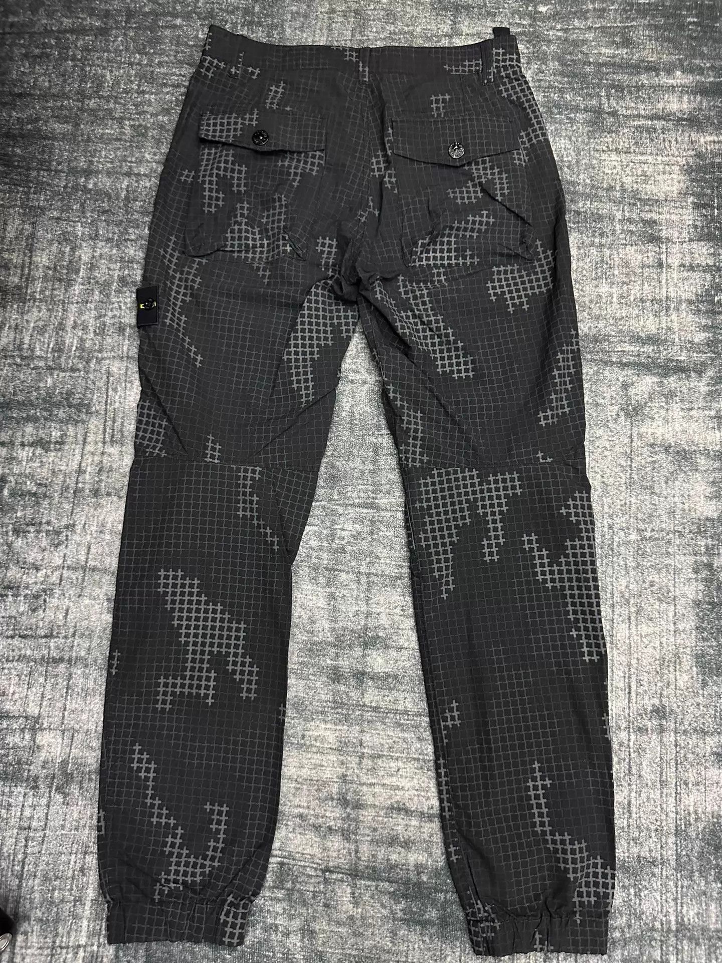 Stone Island SI 17fw Multi-Pocket Digital Grid Camo Black W29/M Size US 29 - 2 Thumbnail
