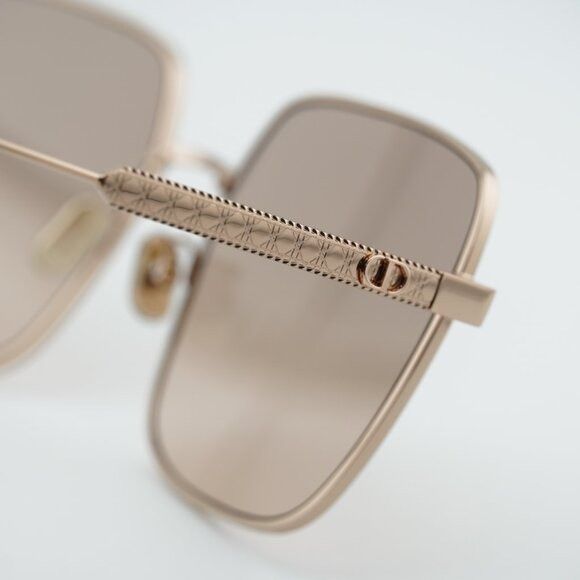 Dior Dior DIORCANNAGE S1U D0L6 Sunglasses Pink Square Frame Size ONE SIZE - 5 Thumbnail