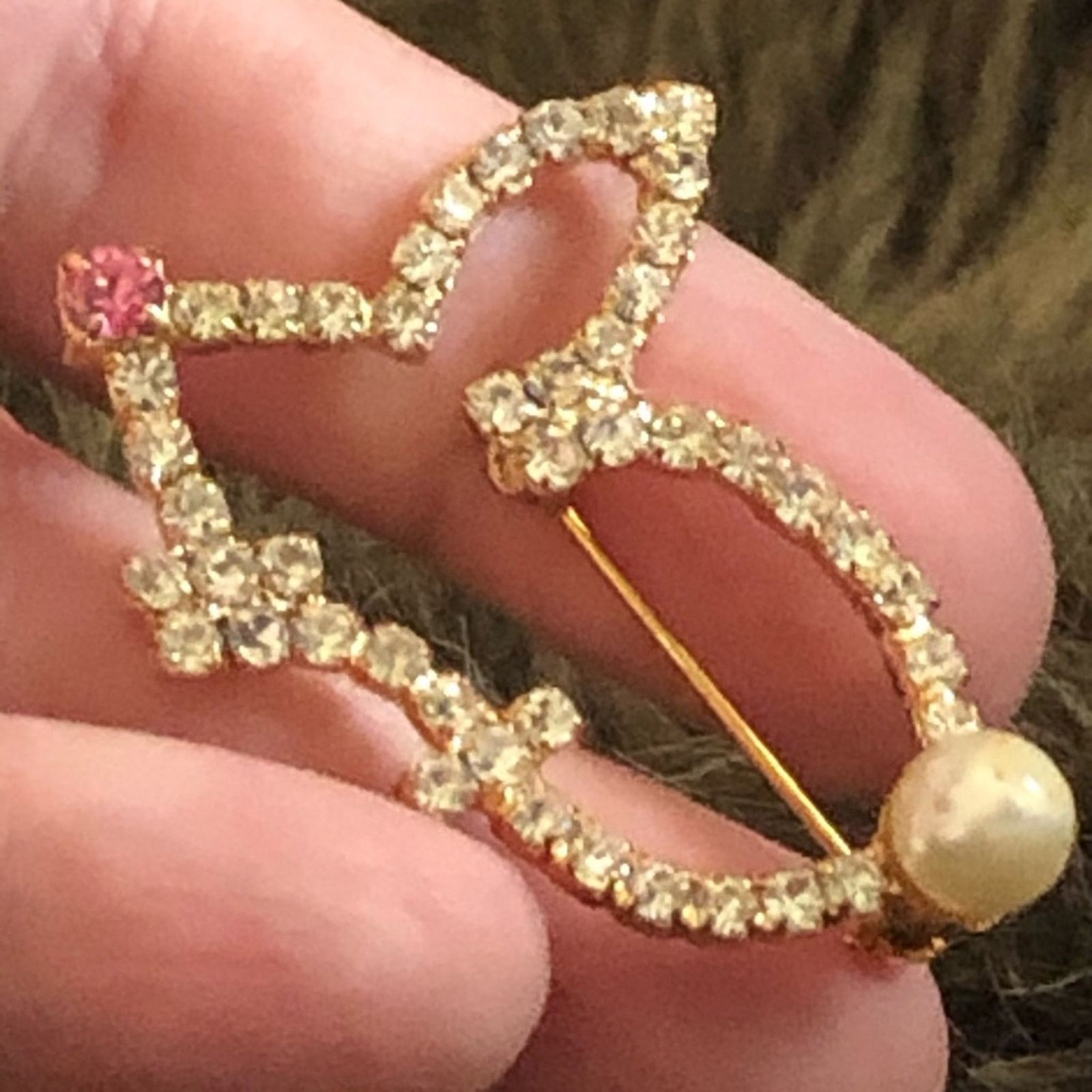 Vintage Vintage rhinestone pearl tail bunny pin brooch Size ONE SIZE - 3 Thumbnail