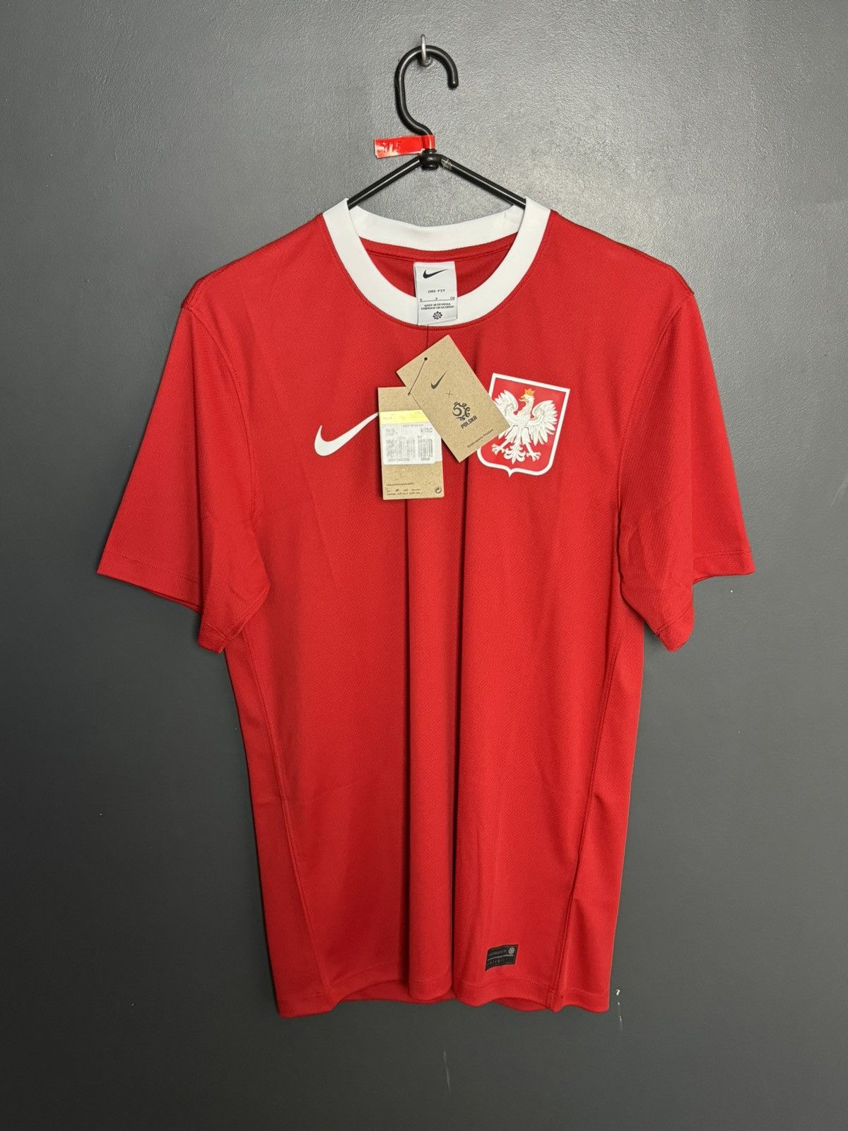 Nike New Poland National Team 22/23 Away Football Jersey T-Shirt Size US S / EU 44-46 / 1 - 1 Thumbnail