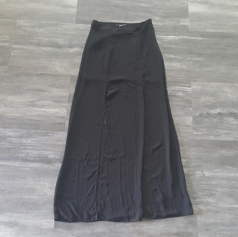 Forever 21 Black Slit Detailed F21 Long Maxi Size 28" / US 6 / IT 42 - 2 Thumbnail