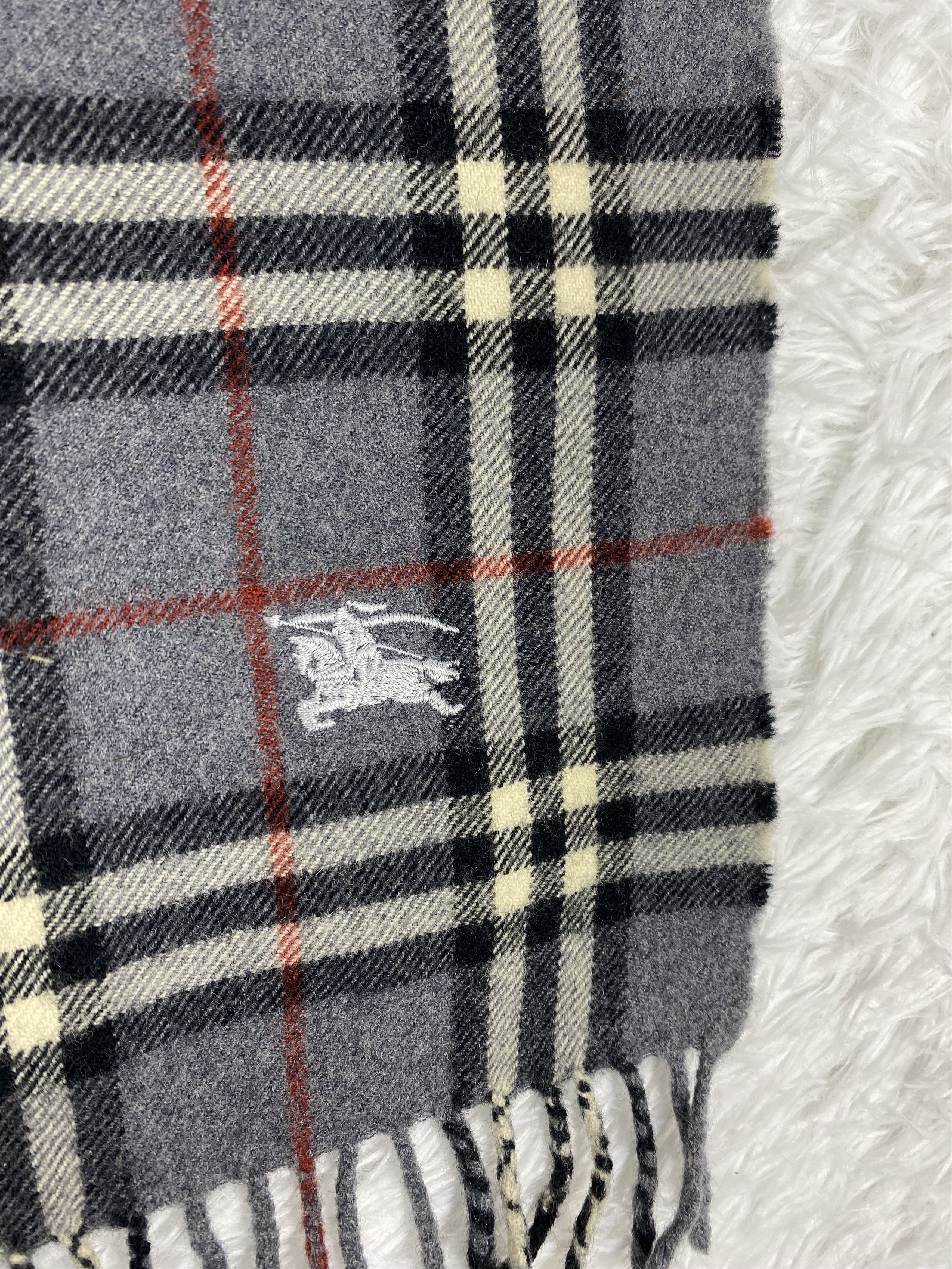 Burberry Vintage Burberry Scarf / Muffler Neckwear PM0149 Size ONE SIZE - 4 Thumbnail