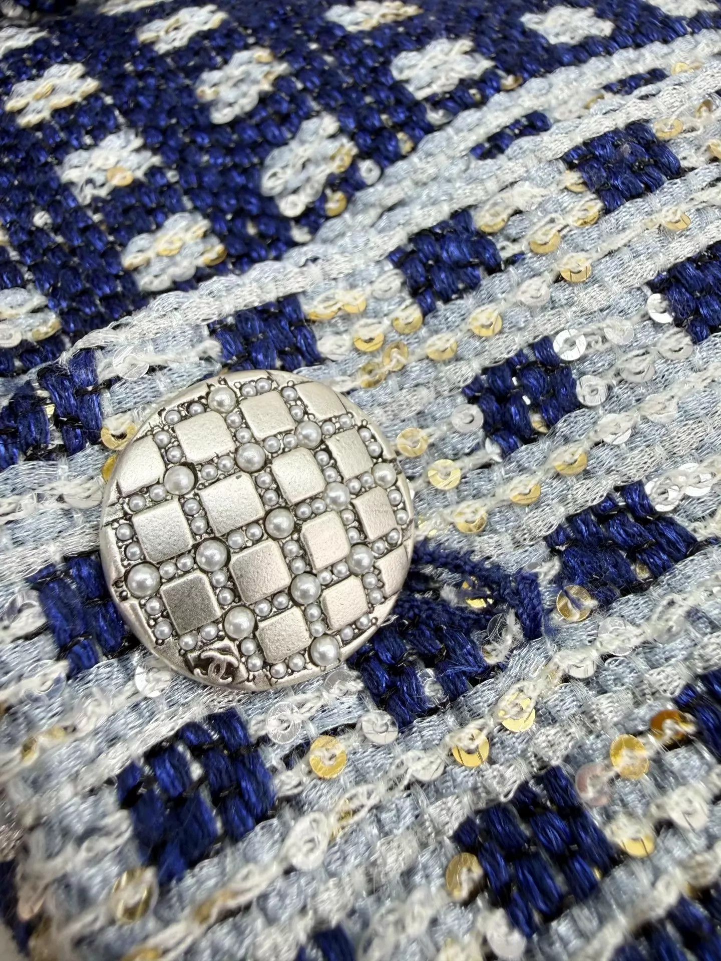 Chanel Chanel Authentic Blue Striped Sequin Jacket 40 Size M / US 6-8 / IT 42-44 - 5 Thumbnail
