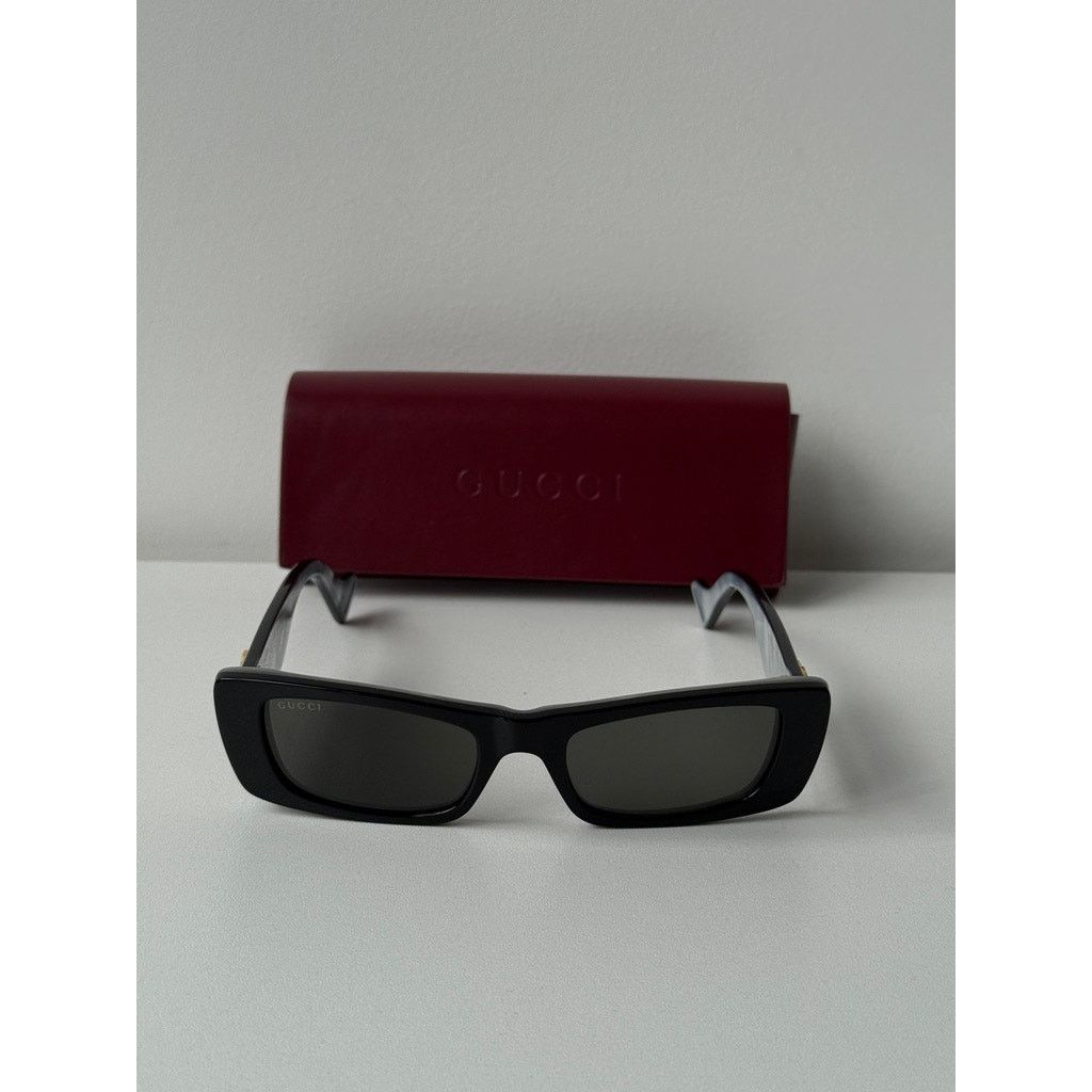Gucci NEW Gucci GG0516S 001 Black Sunglasses $435 Size ONE SIZE - 2 Thumbnail