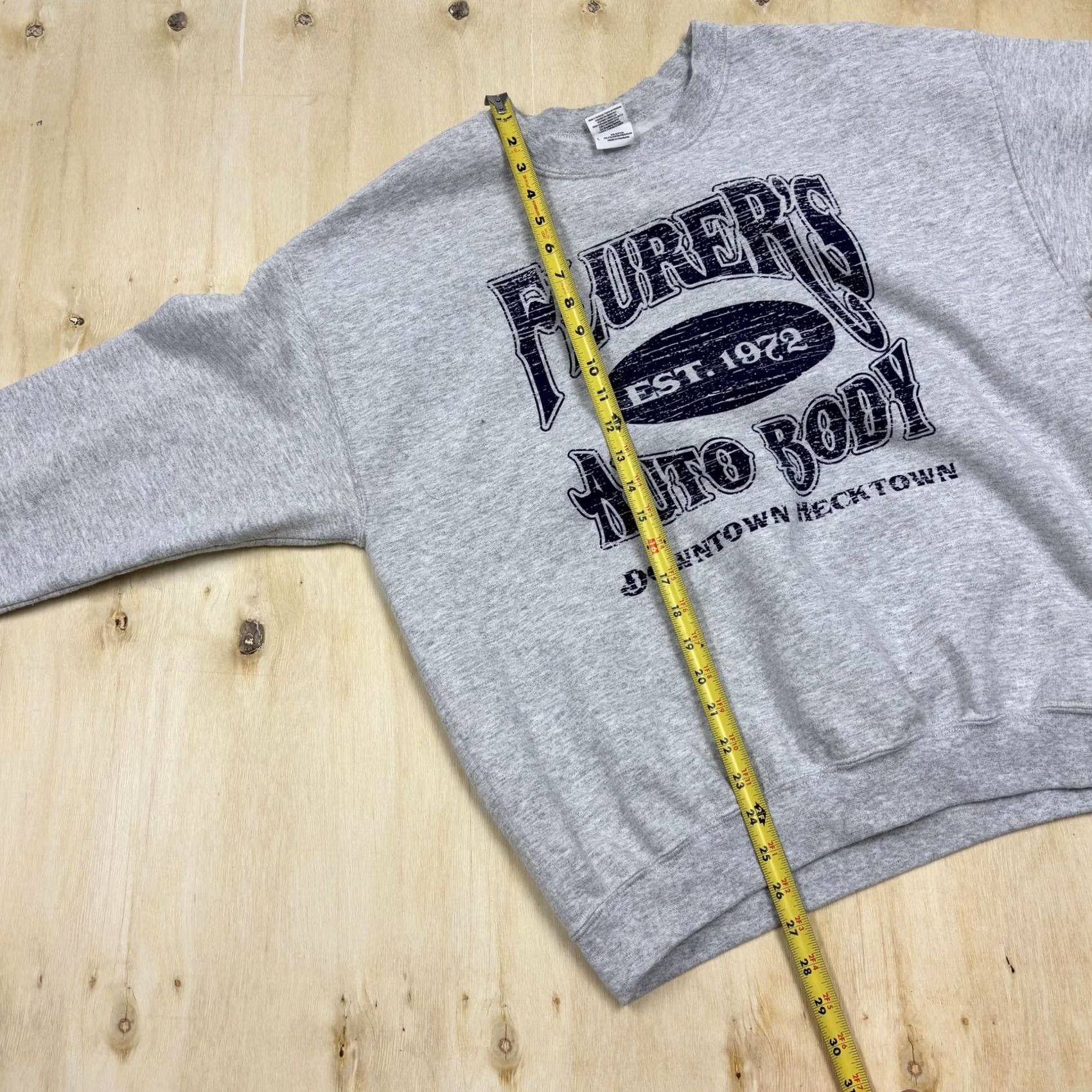 Gildan Gildan Sweatshirt Mens Large Gray Heavy Blend Fleece Pullover Flurer's Auto Body Graphic Print Logo 50% Cotton 50% Polyester Crew Neck Long Sleeve Size US L / EU 52-54 / 3 - 5 Thumbnail