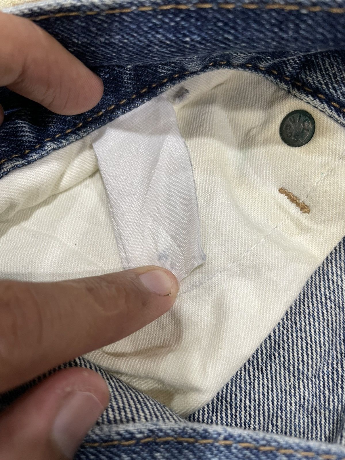 Japanese Brand Unique Clothing Warehouse blue jeans with distressed jeans Size US 33 - 7 Thumbnail
