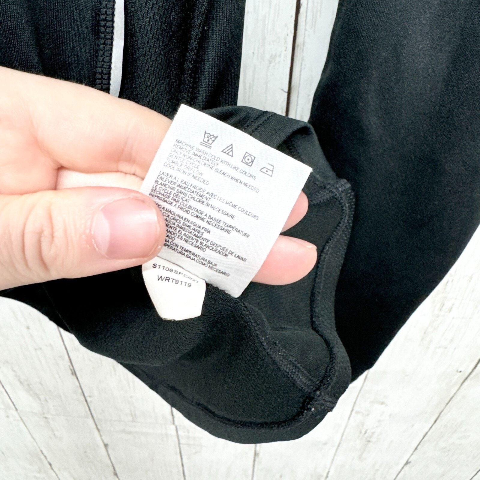 New Balance New Balance Top Small Long Sleeve Black Base Layer Thermal Size S / US 4 / IT 40 - 4 Thumbnail