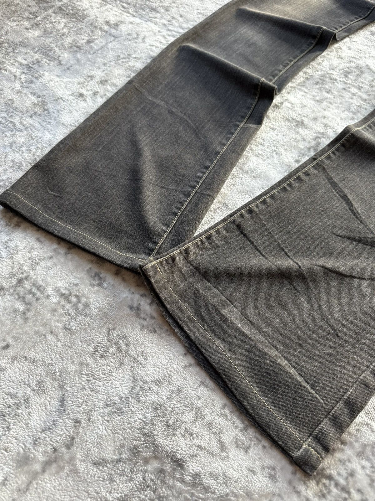 GOSTAR DE FUGA Gostar De Fuga Style Studded Embellished Flared Jeans Size US 27 - 12 Thumbnail