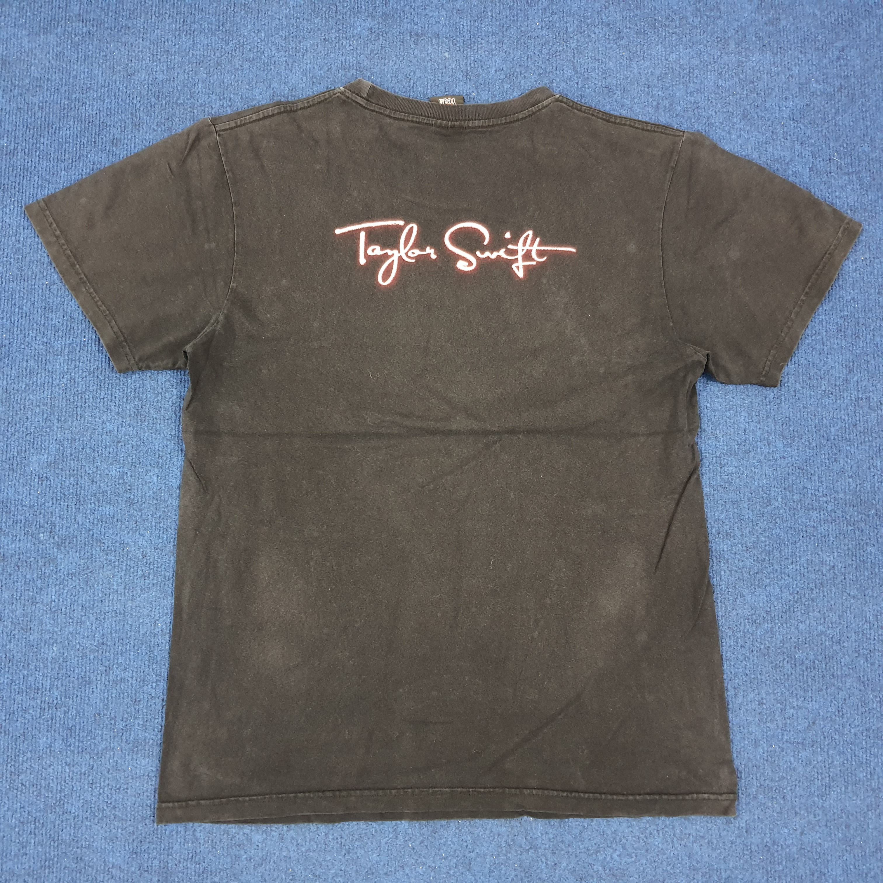 Band Tees × Vintage Vintage Taylor Swift America Singer Tour Tshirt Size US M / EU 48-50 / 2 - 3 Thumbnail