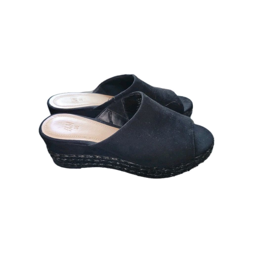 H&M H&M Faux Suede Mules Block Size 36EU 6US Women's Size US 6 / IT 36 - 2 Thumbnail