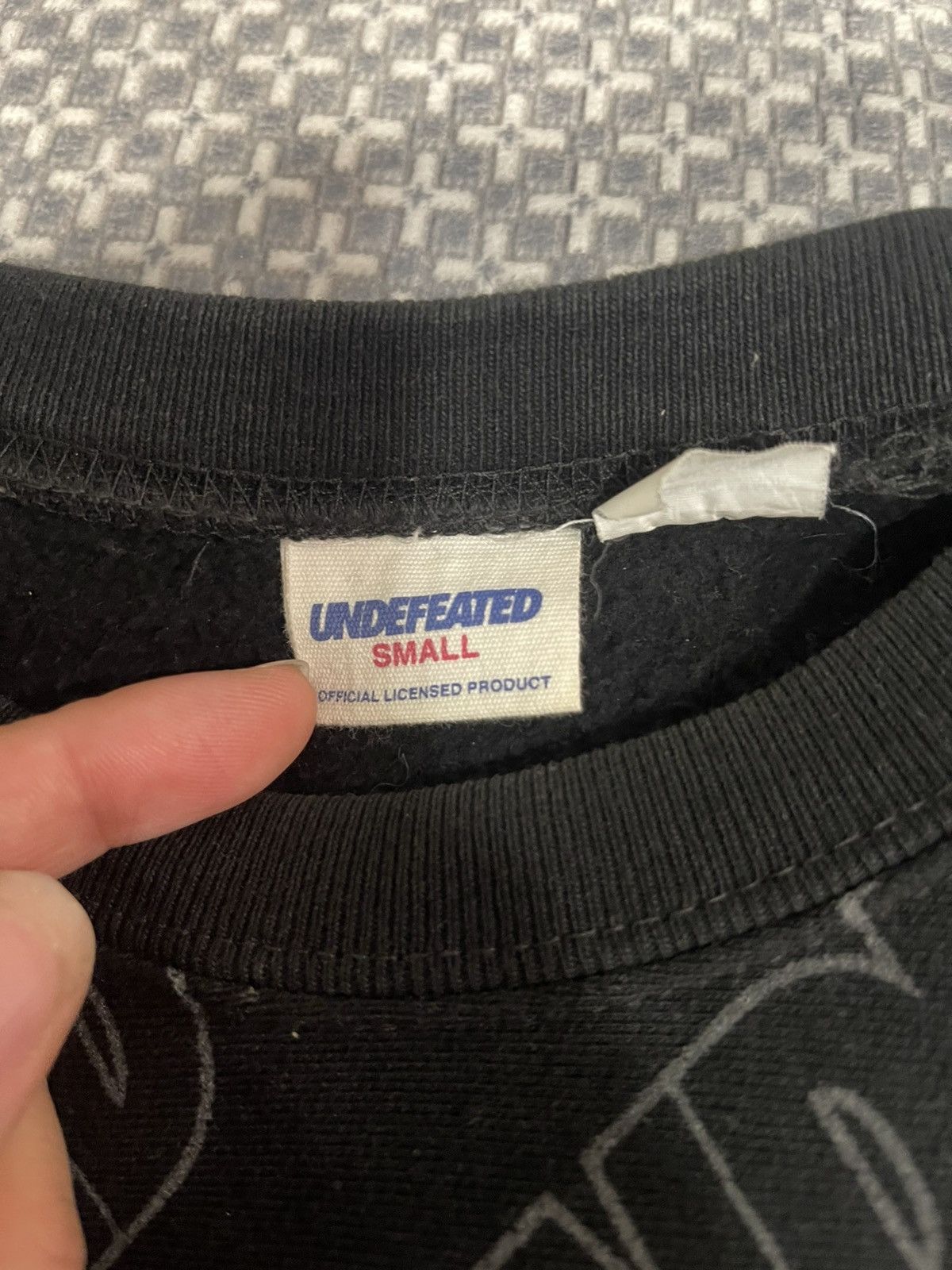 Undefeated Undefeated Repeat Logo Crewneck Size US S / EU 44-46 / 1 - 3 Thumbnail
