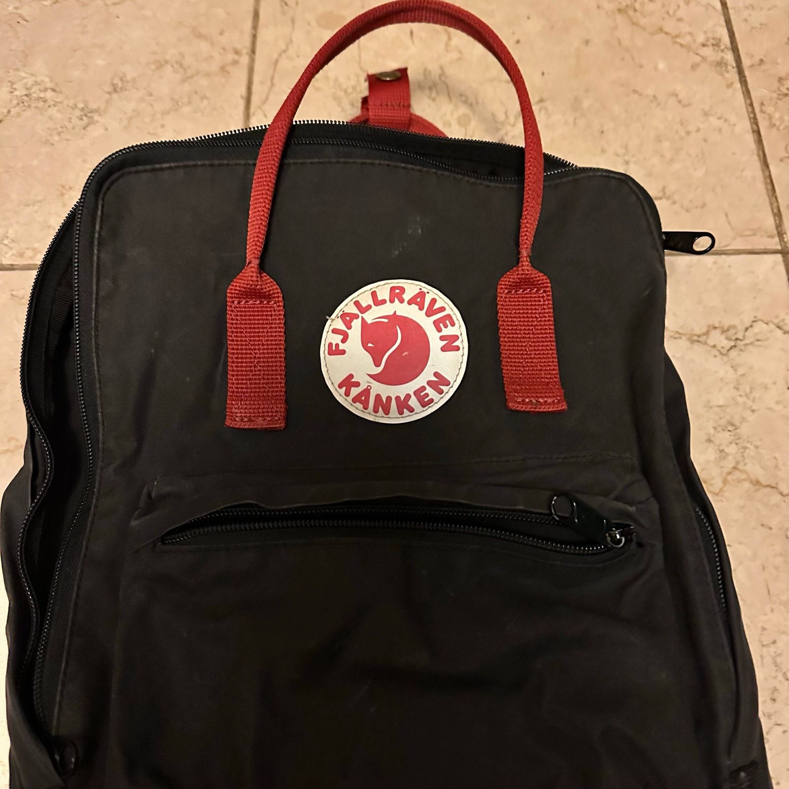 Fjallraven Fjallraven Kanken Classic Backpack Black Red Outdoor Camping Size ONE SIZE - 3 Thumbnail