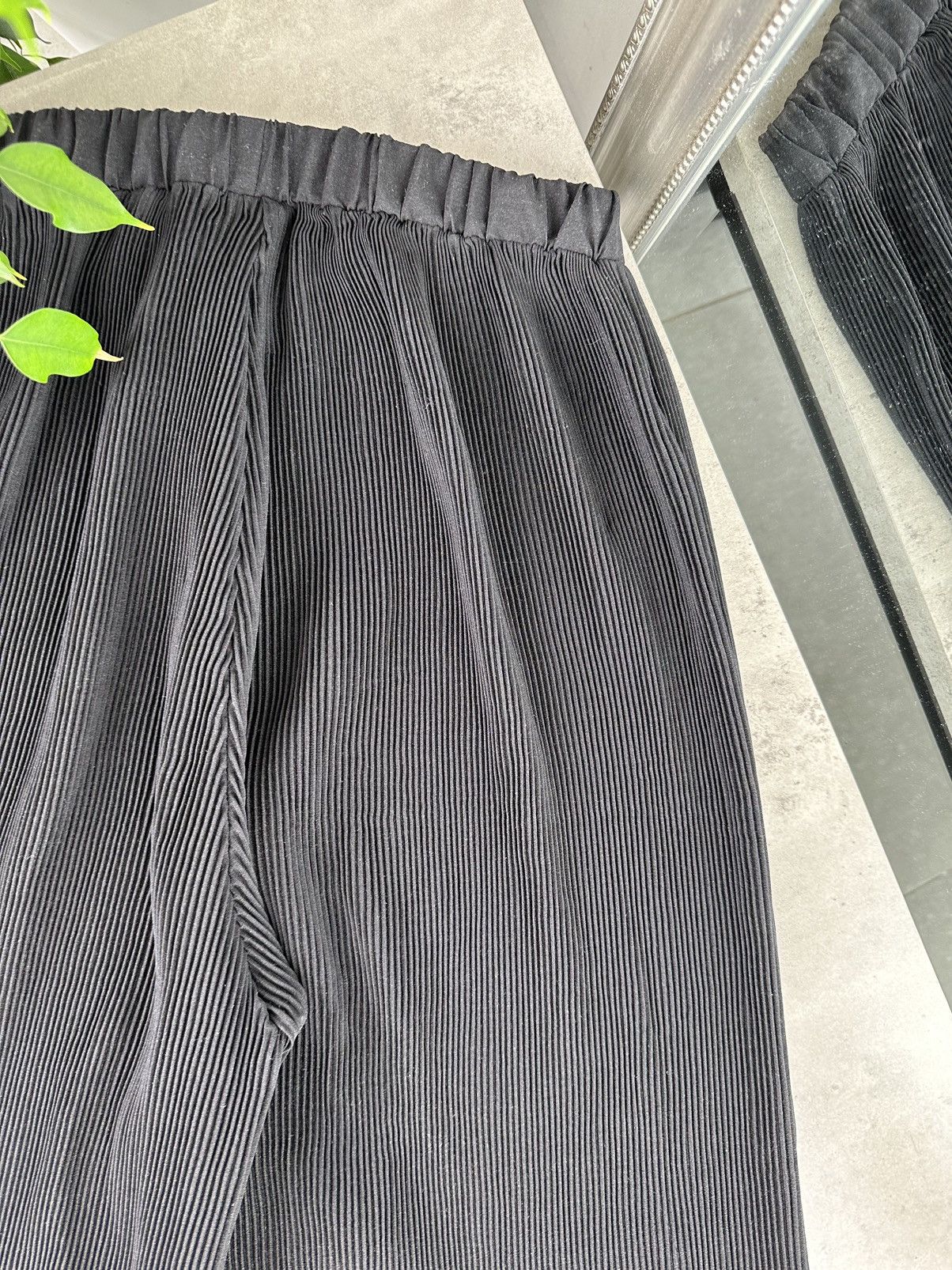 Japanese Brand Vintage Pleated Pants Size US 28 / EU 44 - 7 Thumbnail