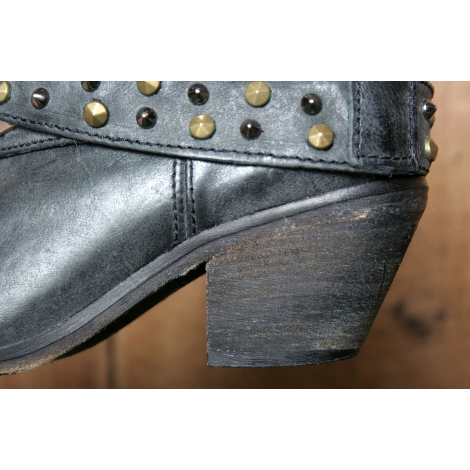 Vintage CORRAL Boots Western Ankle Boots Women Sz. 6.5 M Black Leather Studded Strap Cowboy Boot Shoe Shaft: Ankle Size US 7 / IT 37 - 7 Thumbnail