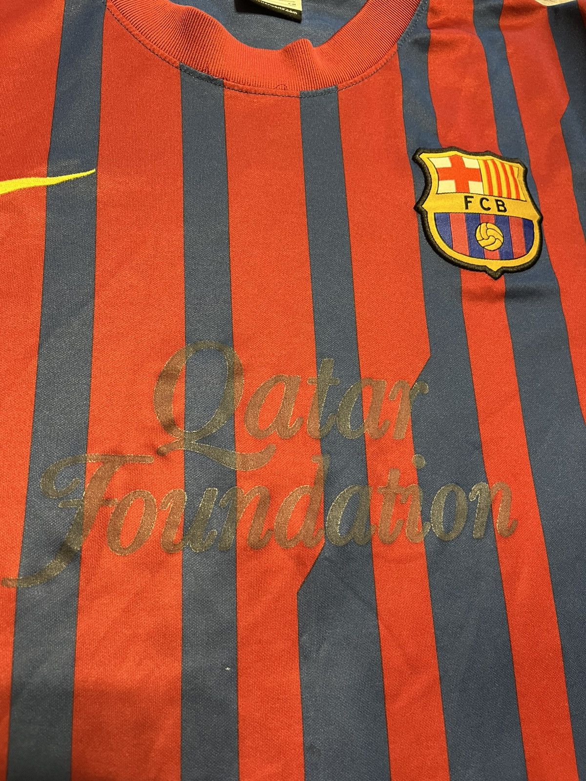 Nike Nike FC Barcelona 2011/2012 soccer jersey Size US S / EU 44-46 / 1 - 2 Thumbnail