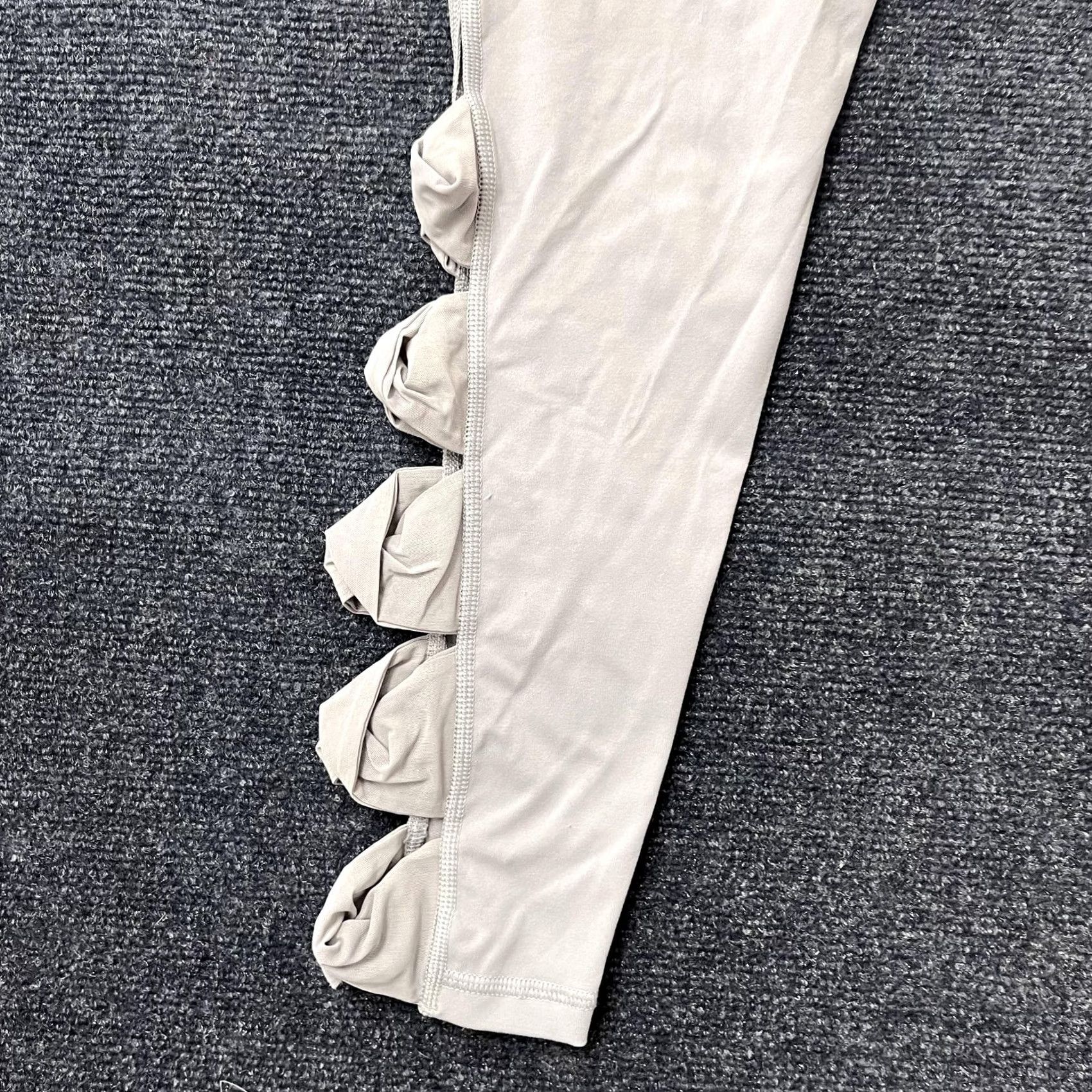 Vintage VINTAGE Victoria Sport Knockout Leggings Womens L Gray Ankle Side Bows Yoga Gym Size 36" / US 14 / IT 50 - 5 Thumbnail